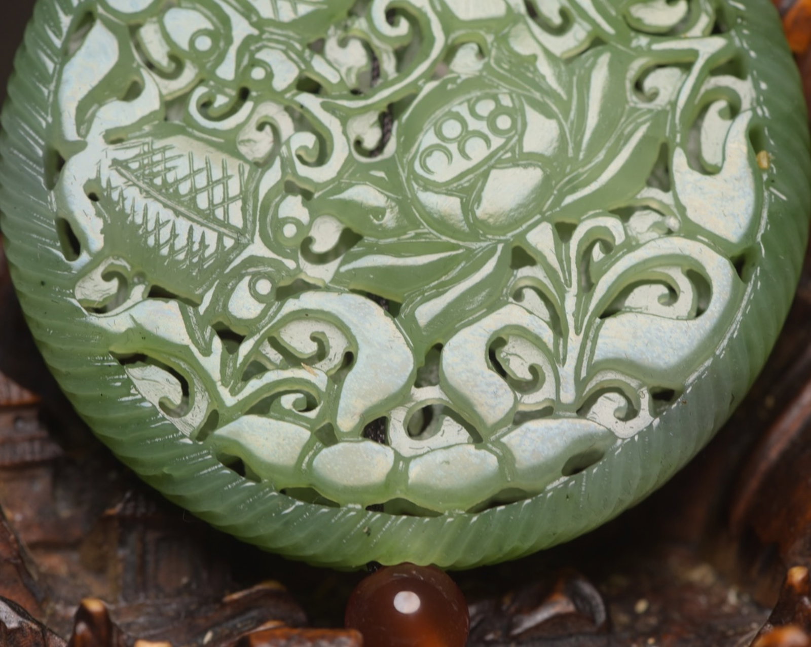 An Exquisite Jasper Flower Pattern Pendant - 7