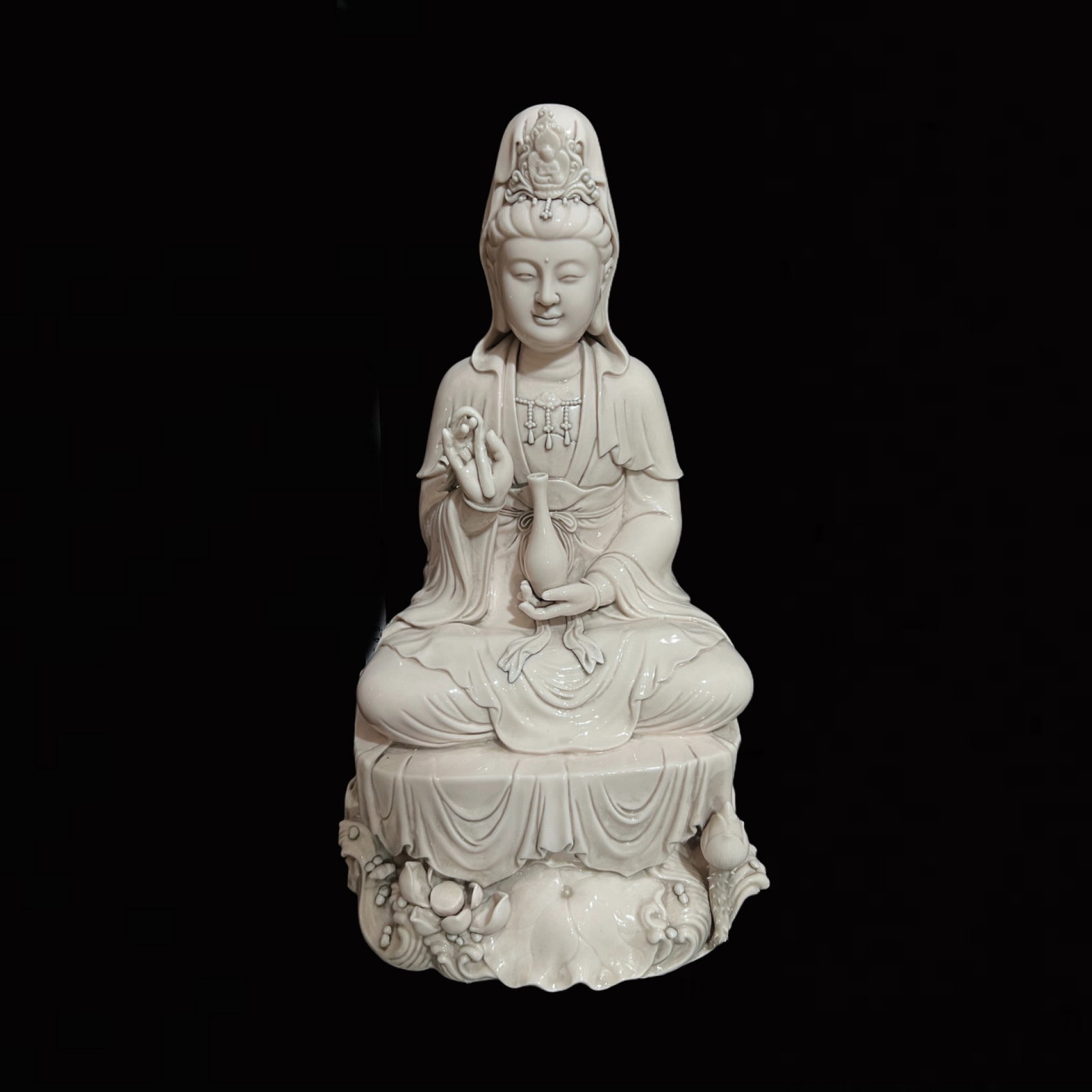 A Solemn Blance-De-Chine Statue of Avalokitesvara: A Solemn Blance-De-Chine Statue of Avalokitesvara,Ming Dynasty,China,He Chaozong Mark,Size:20.5in 德化瓷观音像,中国明代,何朝