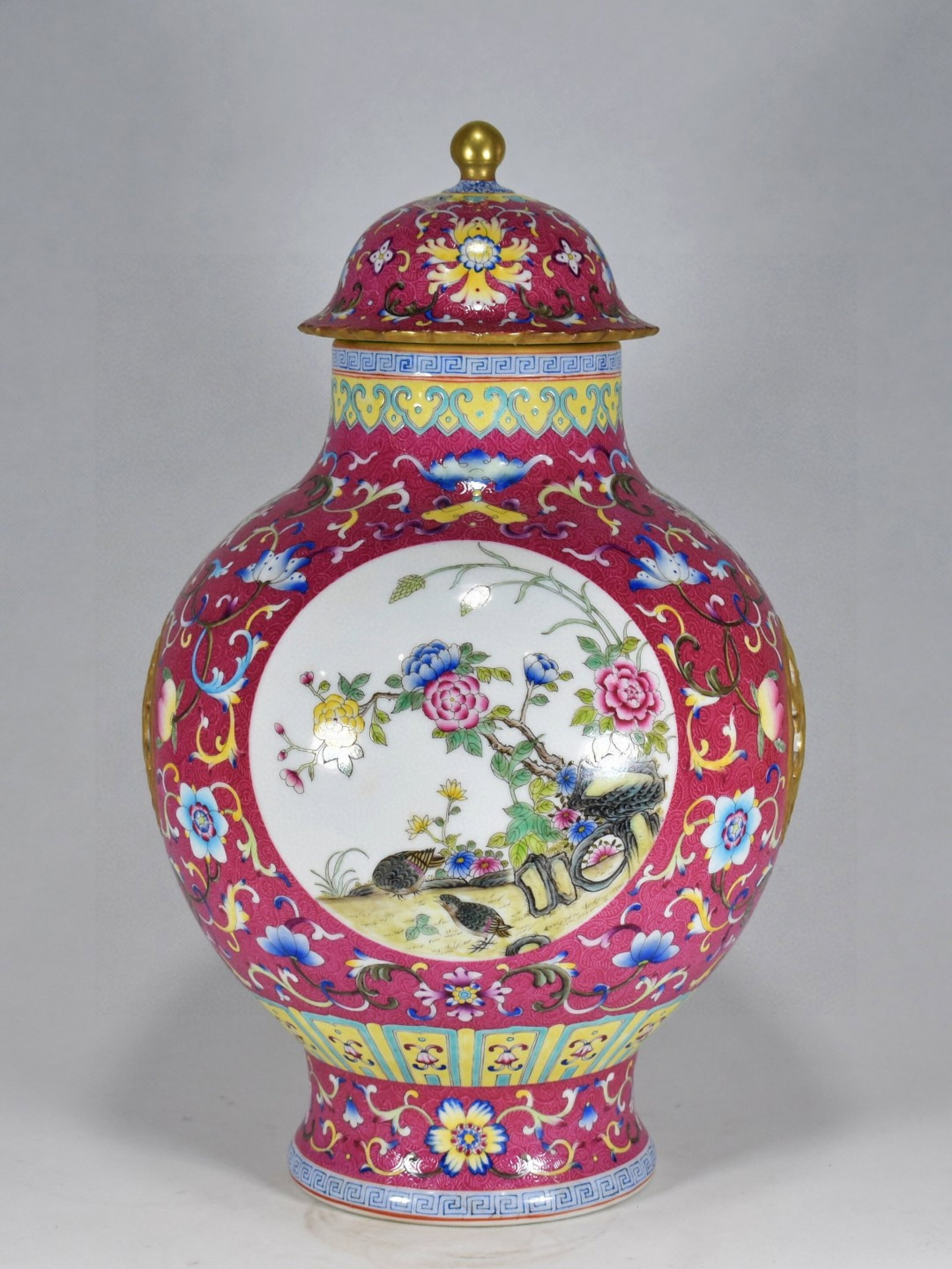 A Rare Enamel Painted Gold Flower and Bird Pattern lidded jar: A Rare Enamel Painted Gold Flower and Bird Pattern lidded jar,Qing Dynasty,China,Qianlong Four-character Mark,Size:16.5inx10.2in 珐琅彩描金花鸟纹盖