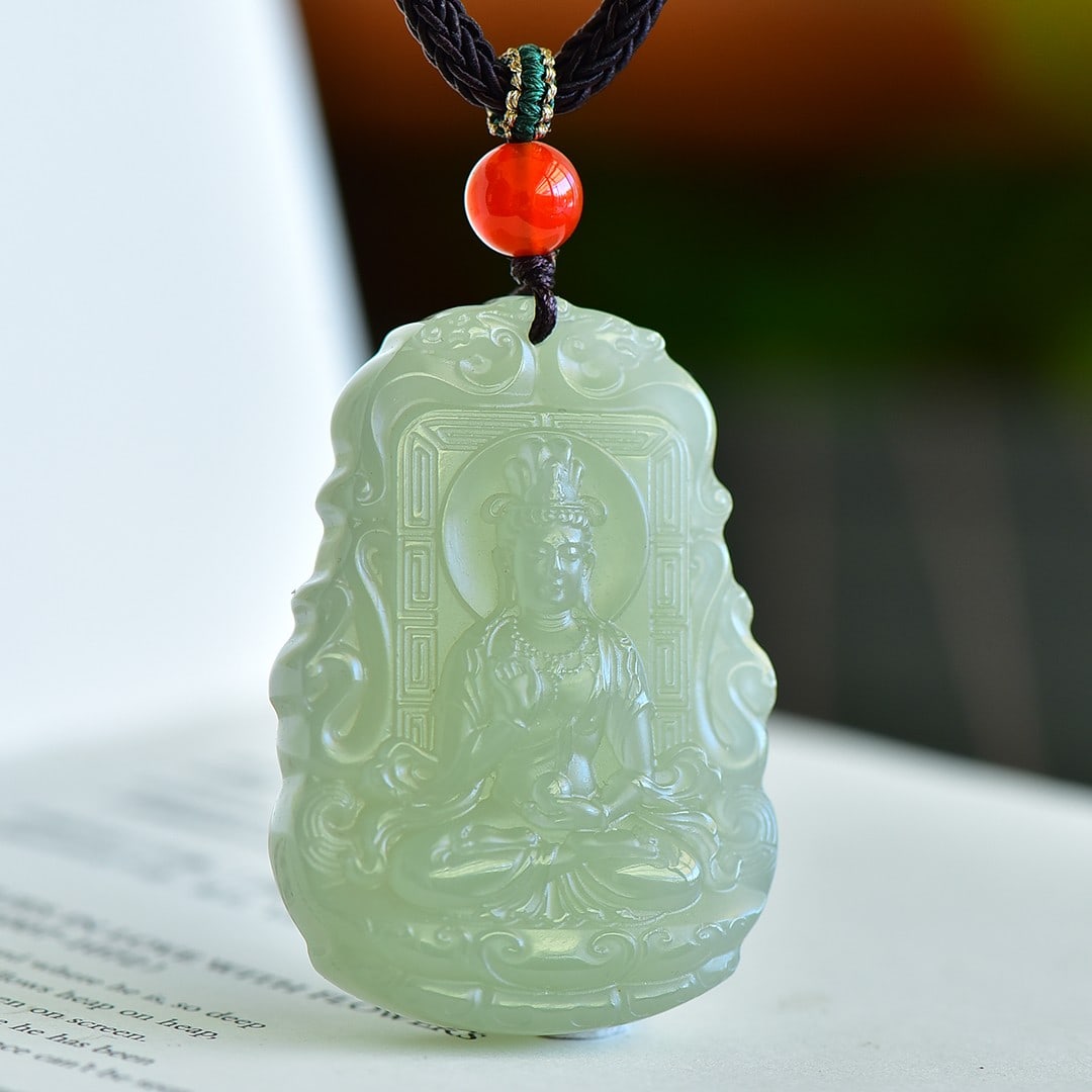 An Exquisite Greenish Jade Statue of Avalokitesvara Pendant: An Exquisite Greenish Jade Statue of Avalokitesvara Pendant,Size:1.5inx2in 青玉观音像挂件