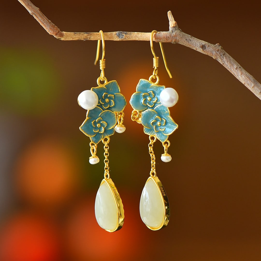 A Pair of Exquisite Sterling Silver-Gold Plated Inlaid White Jade Enamel Earrings,Inlaid Pearl: A Pair of Exquisite Sterling Silver-Gold Plated Inlaid White Jade Enamel Earrings,Inlaid Pearl,Size:0.3inx0.6in 一对纯银镀金镶白玉珐琅
