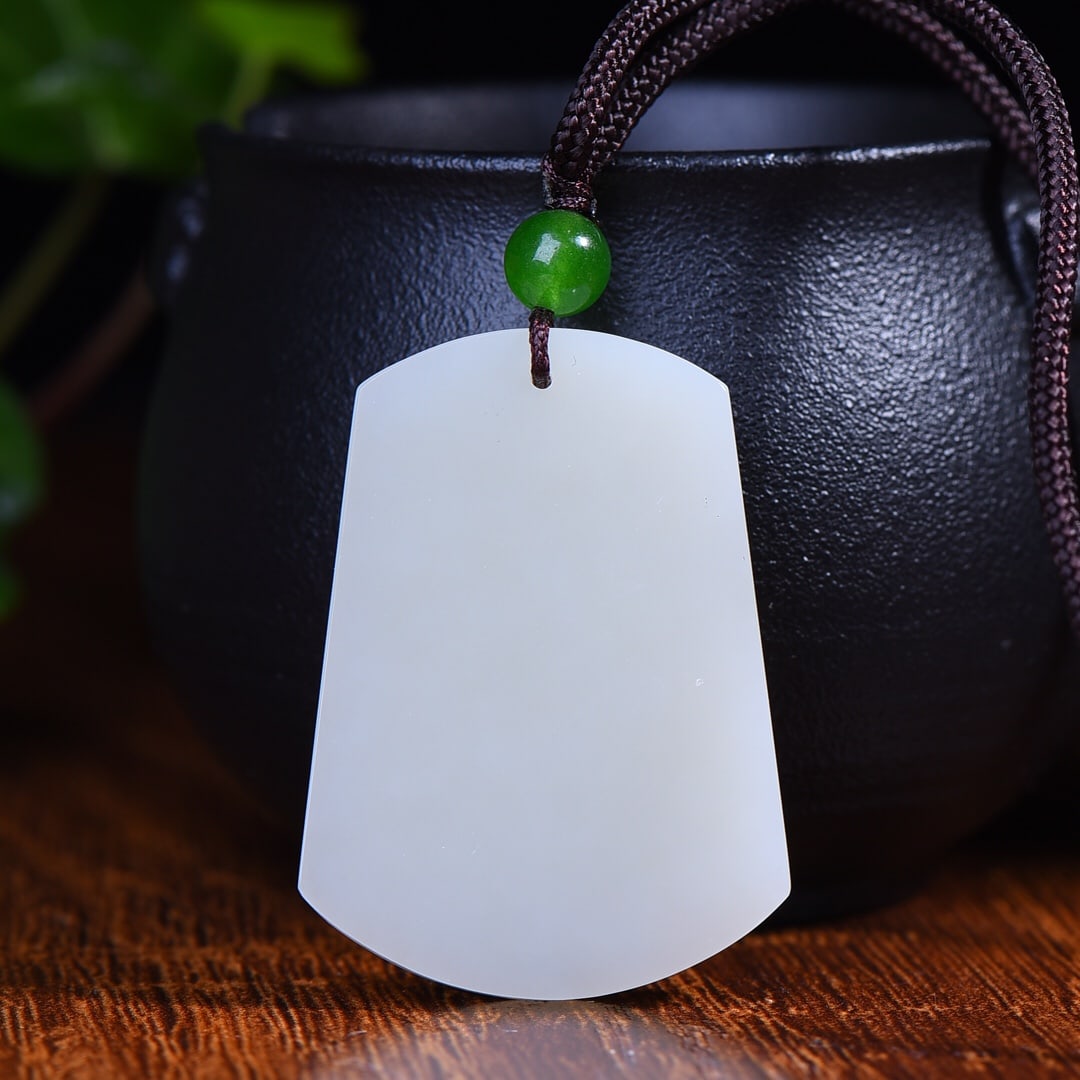 An Exquisite White Jade Pendant: An Exquisite White Jade Pendant,Size:1.2inx1.6in 白玉挂件