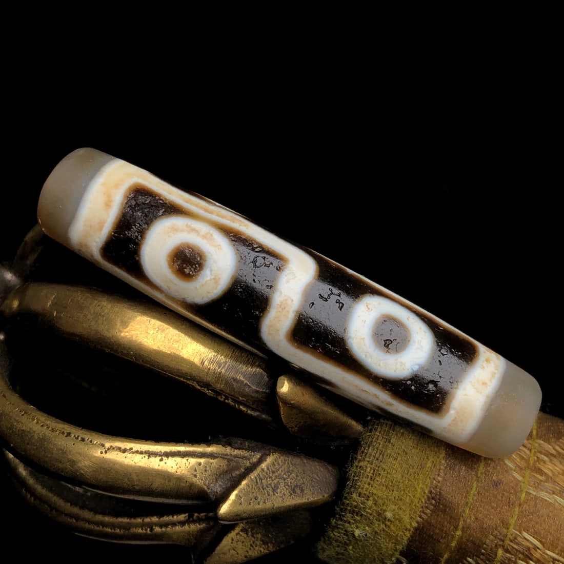 An Exquisite Dzi Bead Pendant - 2