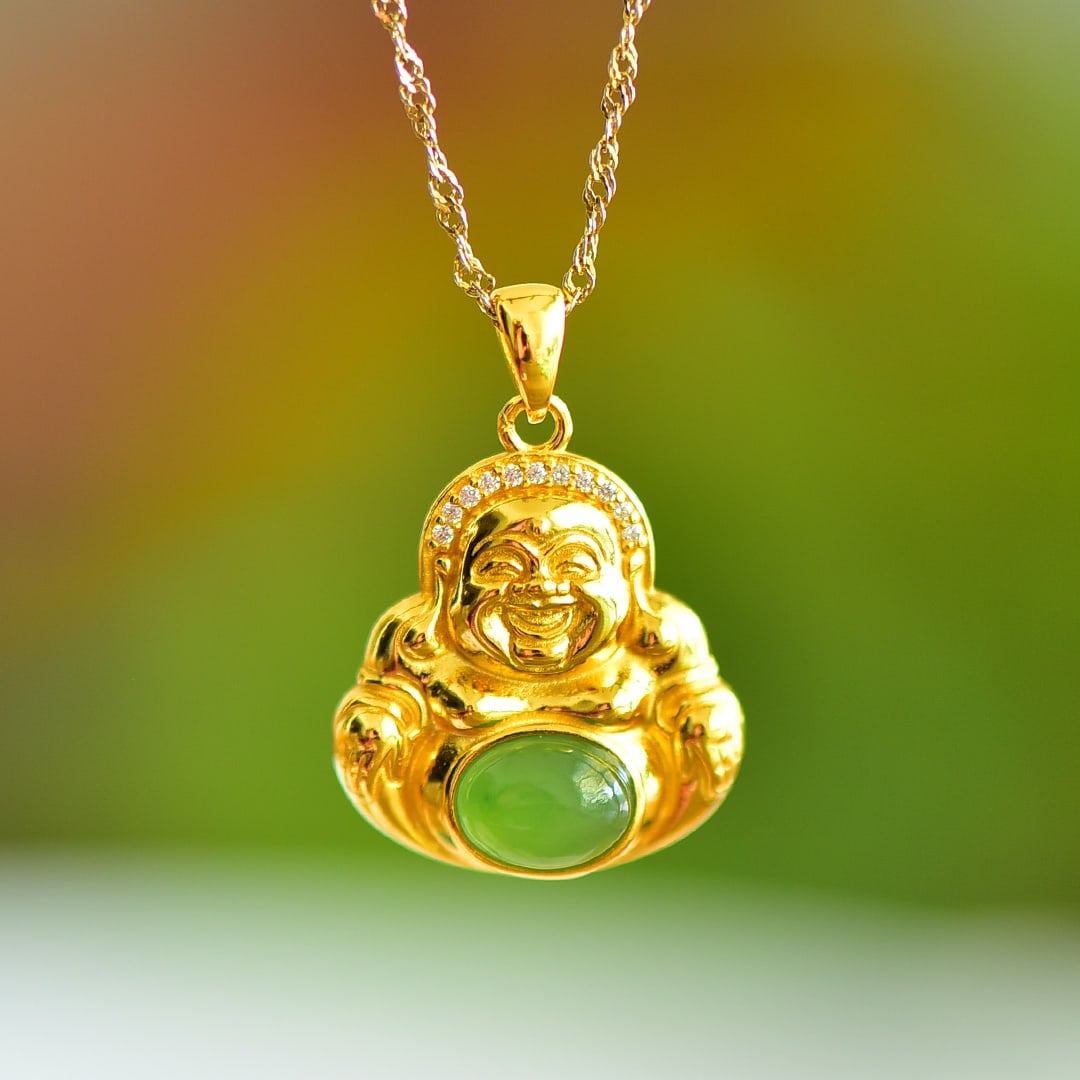 An Exquisite Sterling Silver-Gold Plated Inlaid Jasper Pendant: An Exquisite Sterling Silver-Gold Plated Inlaid Jasper Pendant 纯银镀金镶碧玉项链