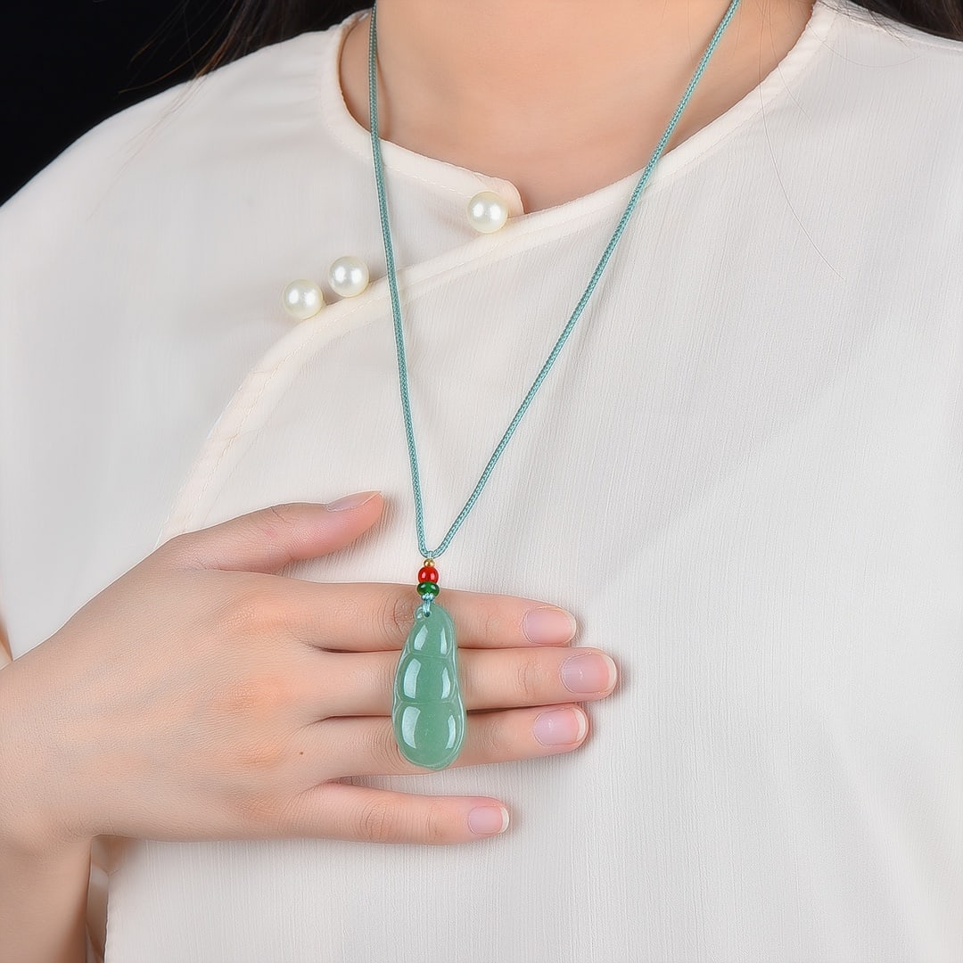 An Exquisite Greenish Jade Pendant: An Exquisite Greenish Jade Pendant,Size:0.8inx1.8in 青玉挂件