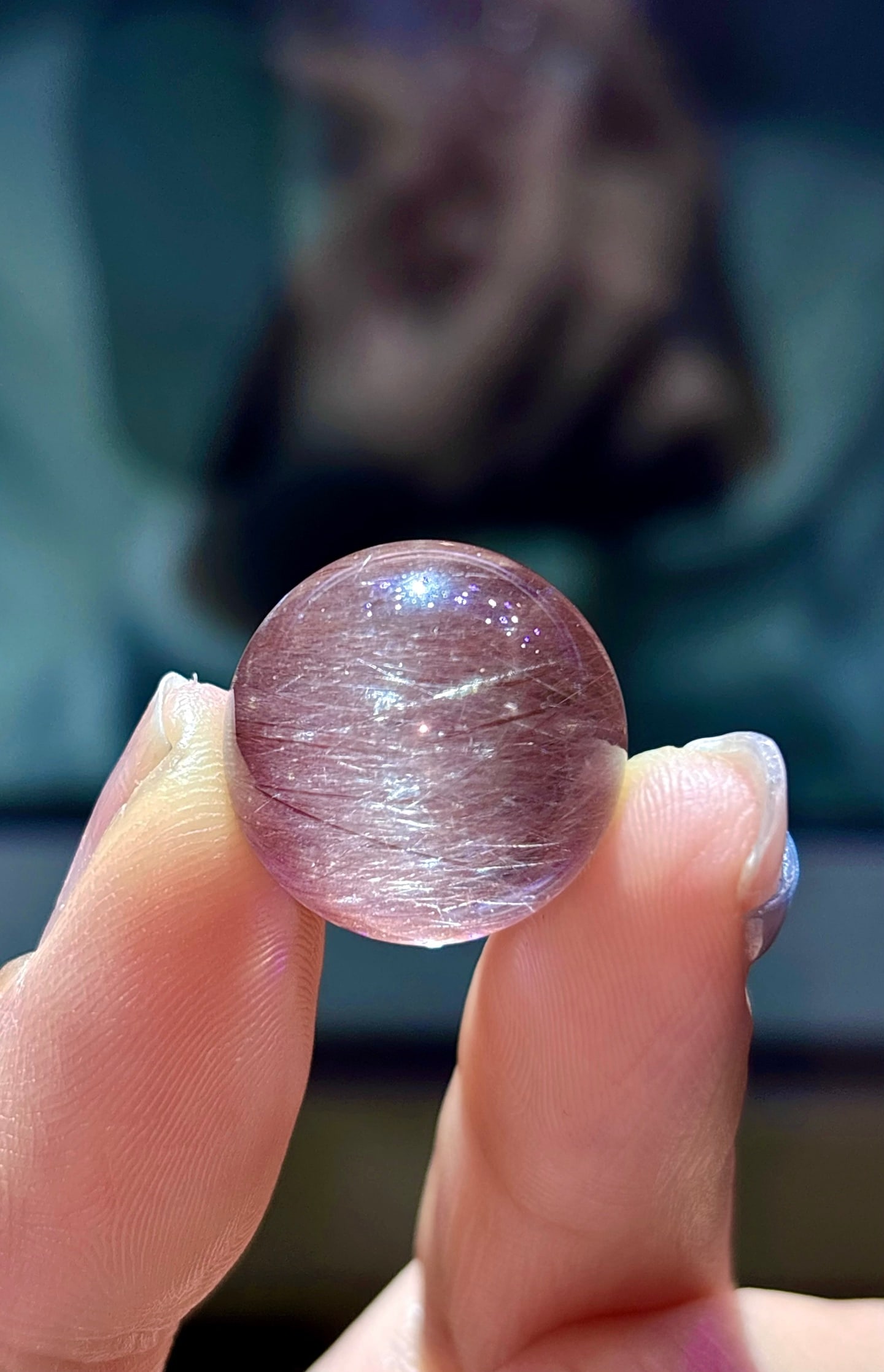 An Exquisite Crystal Bead - 4