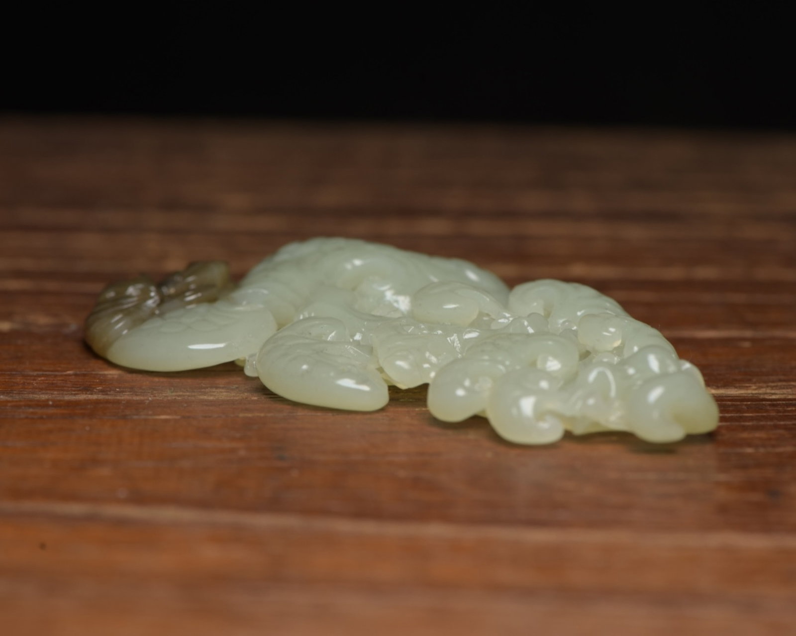 An Exquisite White Jade Ganoderma lucidum Pattern Ruyi - 3