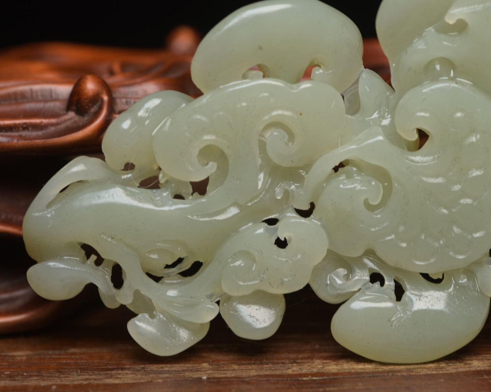 An Exquisite White Jade Ganoderma lucidum Pattern Ruyi - 8