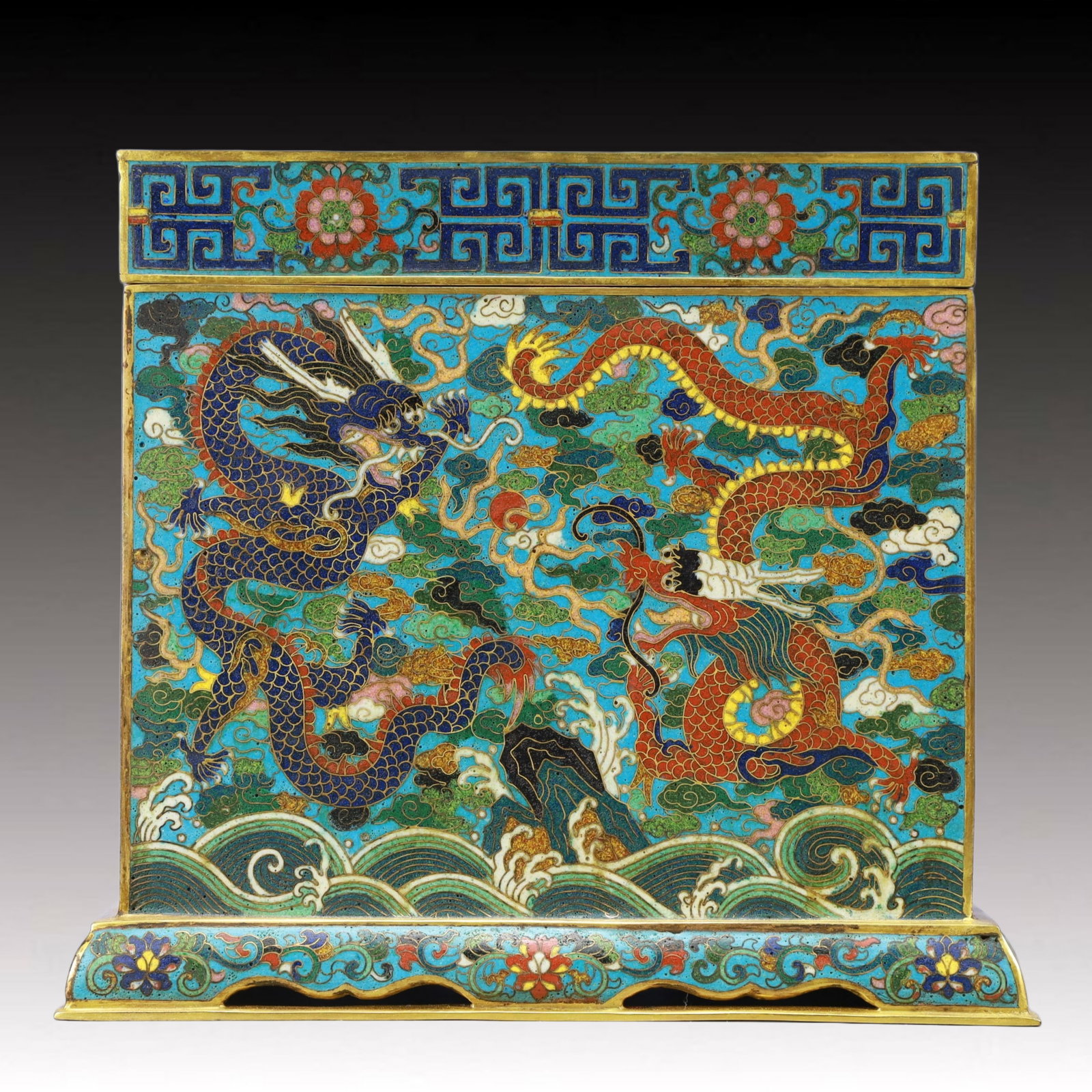 An Exquisite Cloisonne Auspicious Cloud and Dragon Pattern Box: An Exquisite Cloisonne Auspicious Cloud and Dragon Pattern Box,Qing Dynasty, China, Qianlong Four-character Mark,Size:9.4inx7.5inx8.7inWeight:4050g 景泰蓝祥云龙 
