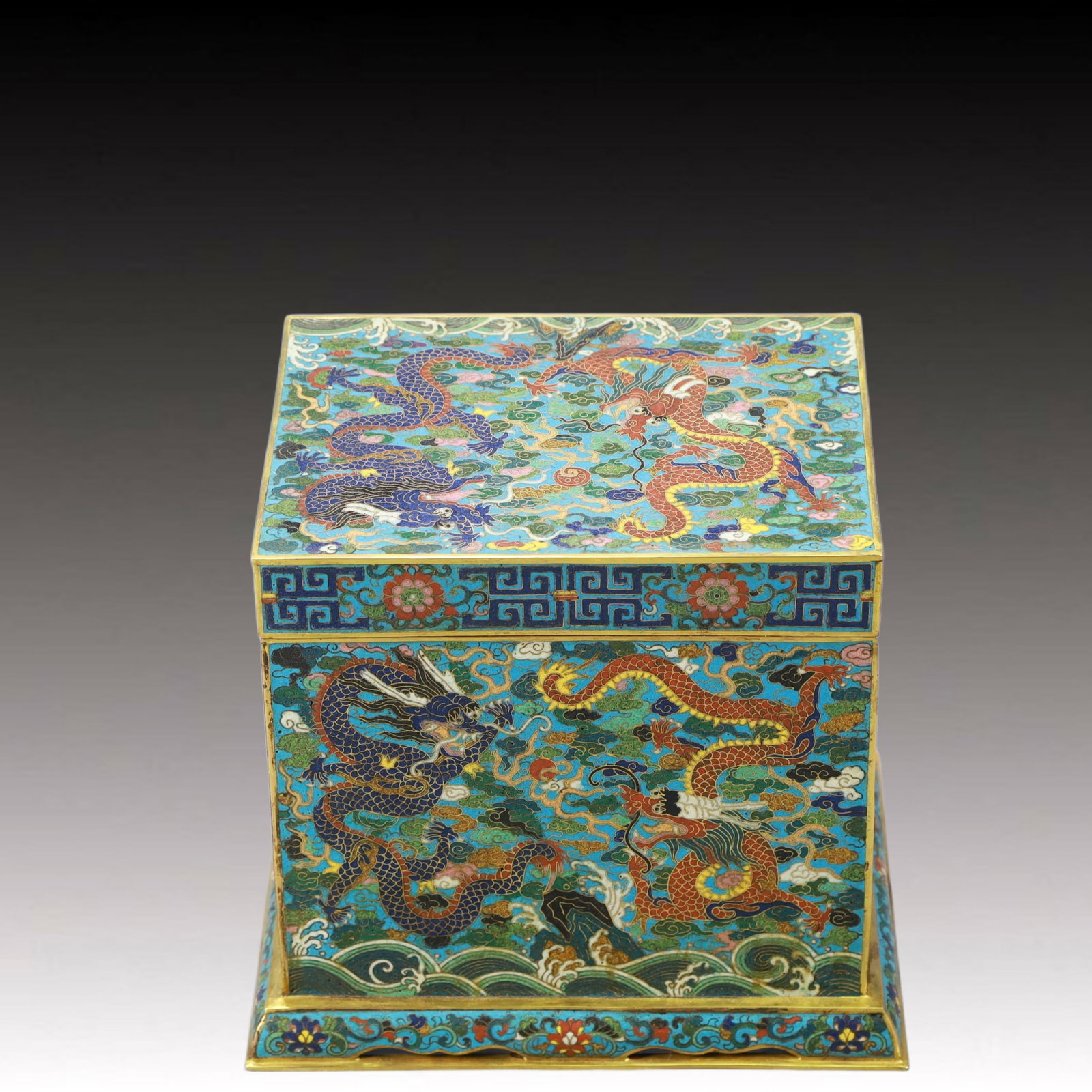 An Exquisite Cloisonne Auspicious Cloud and Dragon Pattern Box - 2