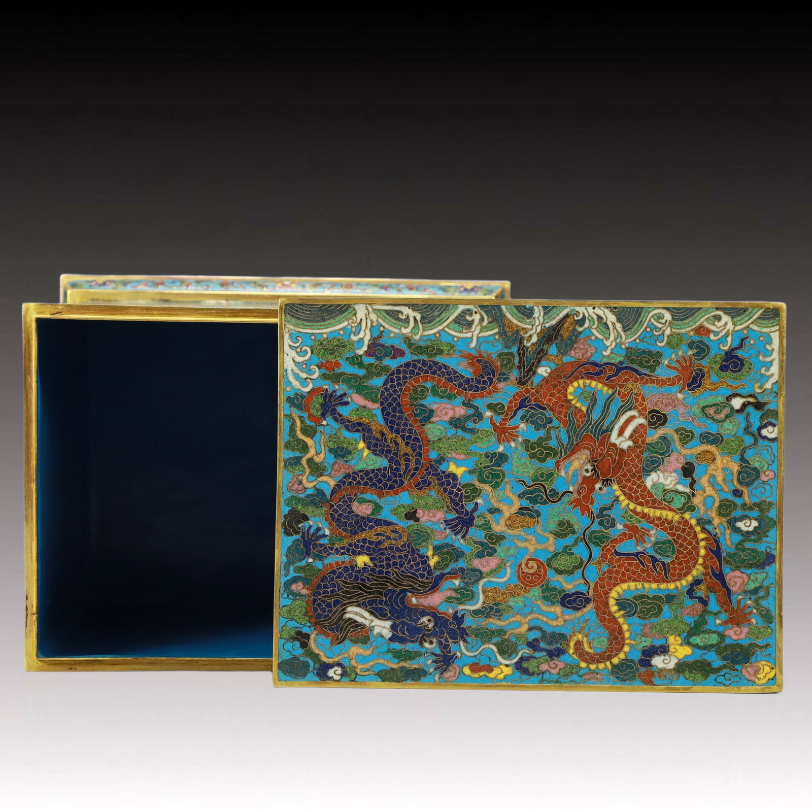 An Exquisite Cloisonne Auspicious Cloud and Dragon Pattern Box - 4