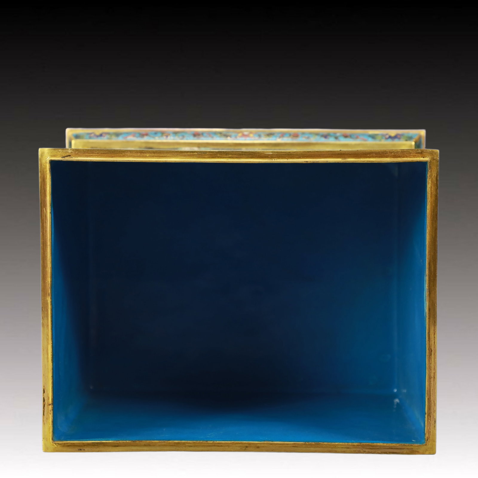 An Exquisite Cloisonne Auspicious Cloud and Dragon Pattern Box - 8