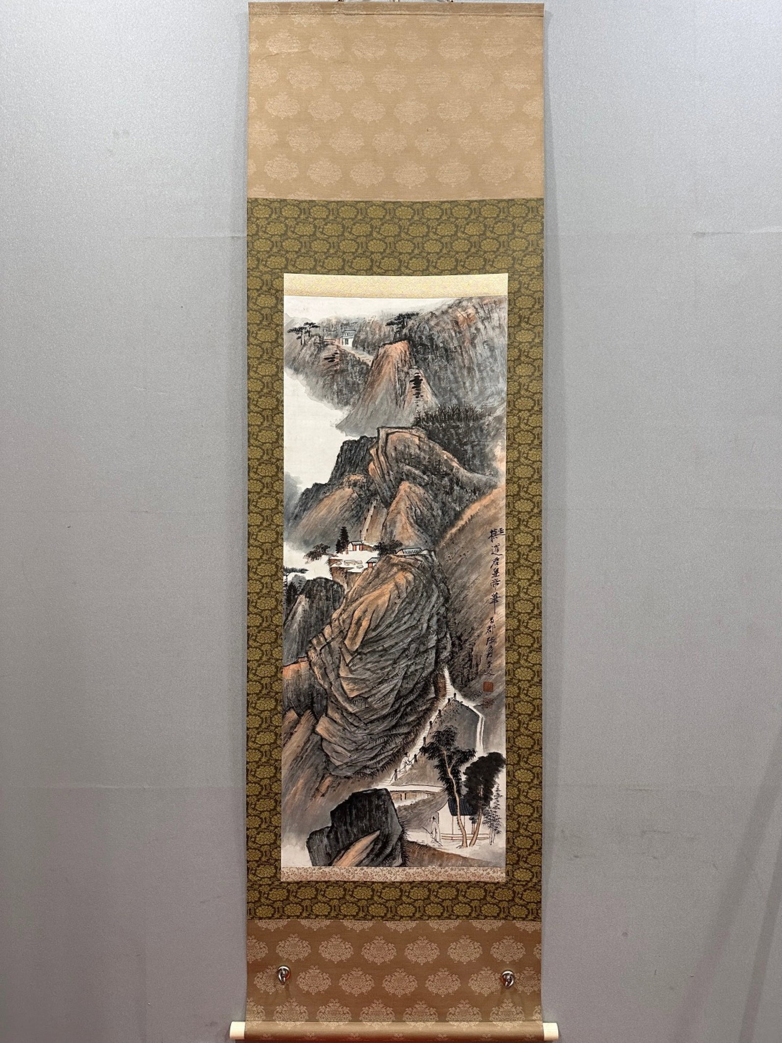A Chinese Vertical Scroll Ink Painting of Landscape on Paper: A Chinese Vertical Scroll Ink Painting of Landscape on Paper,Zhang Daqian,Size:15.7inx40.6in 一幅中国水墨山水画立轴,张大&#