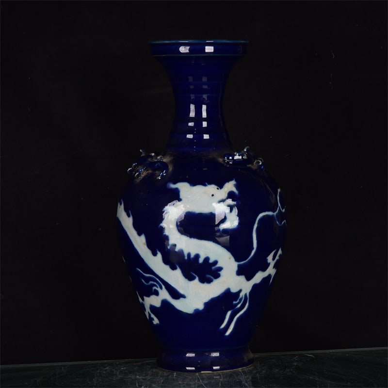 A Rare Ji Blue Glazed Dragon Pattern Vase: A Rare Ji Blue Glazed Dragon Pattern Vase,Yuan Dynasty,China,Size:12.2inx6.3in 霁蓝釉龙纹瓶,中国元代