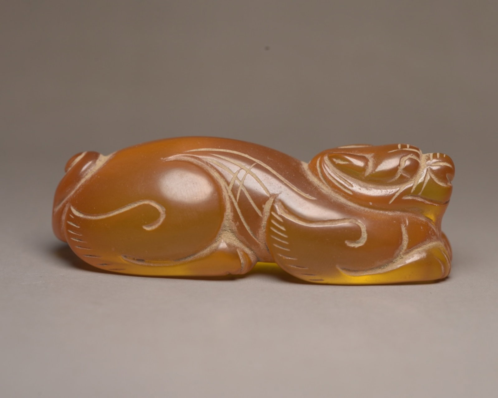 An Exquisite Agate Beast Ornament - 2