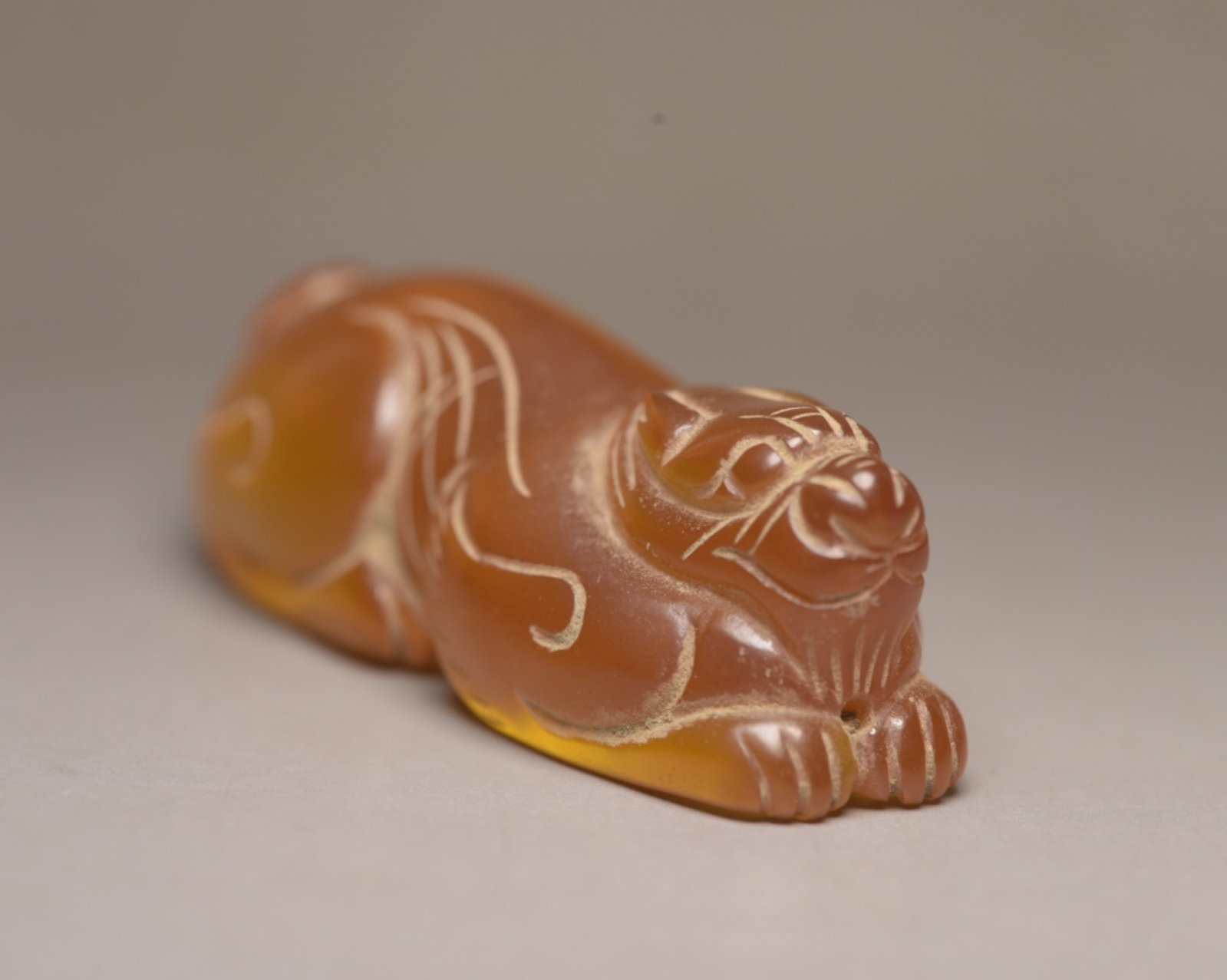 An Exquisite Agate Beast Ornament - 3