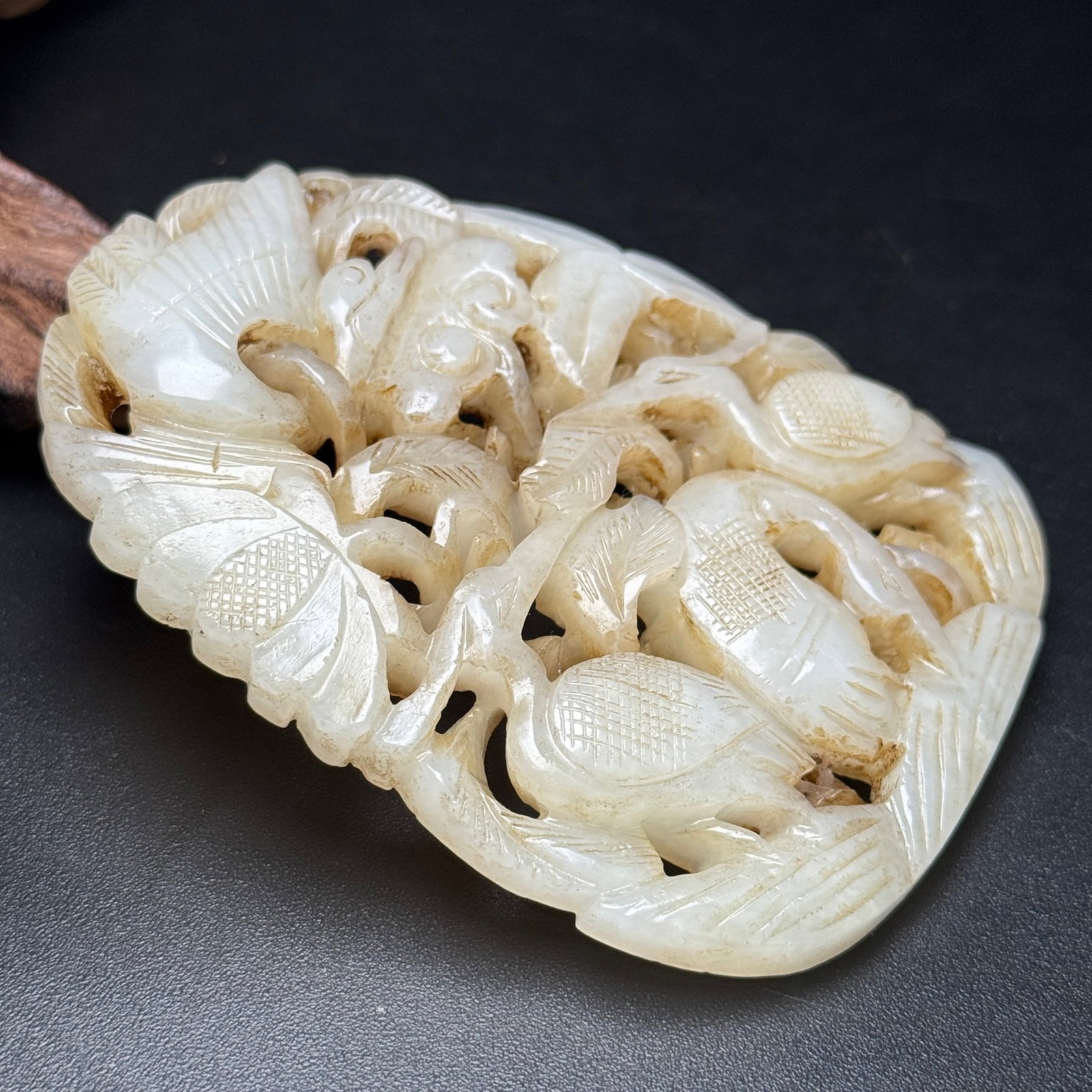 An Exquisite White Jade Crane Pattern Ornament - 4