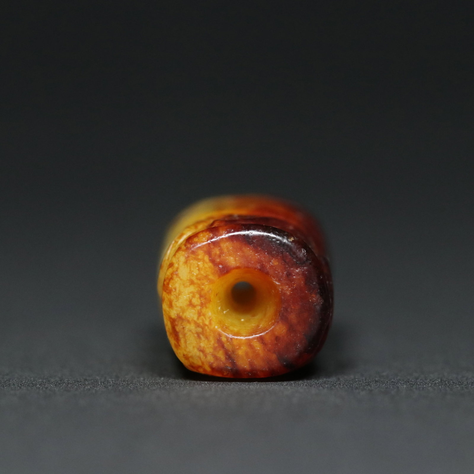 An Exquisite White Jade Dragon Pattern Pendant - 5