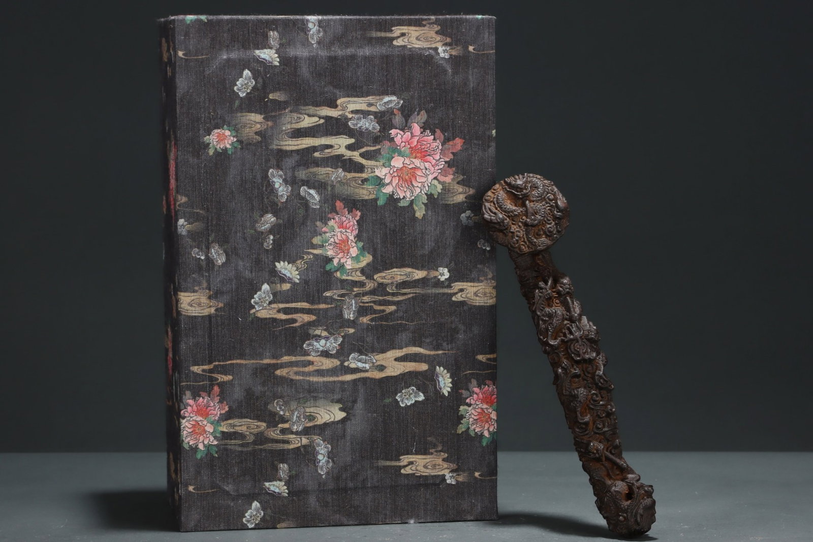 A Rare Eaglewood Dragon Pattern Ruyi Ornament: A Rare Eaglewood Dragon Pattern Ruyi Ornament,Qing Dynasty, China,Size:10.2inx2.5inx1.7in 沉香龙纹如意摆件,中国清代