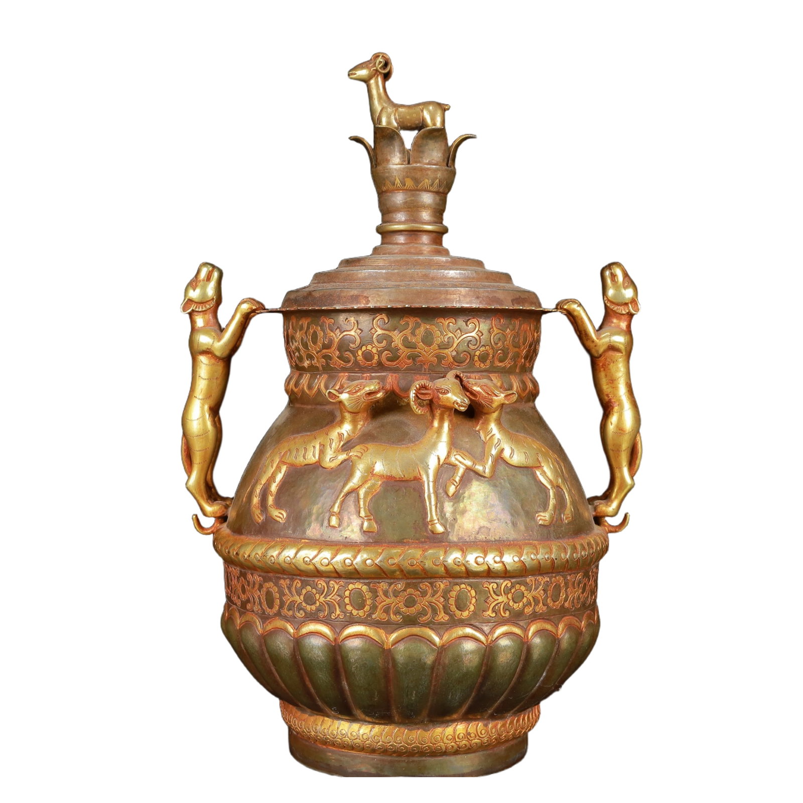 An Exquisite Gilt Silver Sheep Pattern Beast-Ears Cover Jar: An Exquisite Gilt Silver Sheep Pattern Beast-Ears Cover Jar,Qing Dynasty,China,Size:7.9inx5.9inx11.8in,Weight:2000g 银鎏金羊纹兽耳盖罐,中