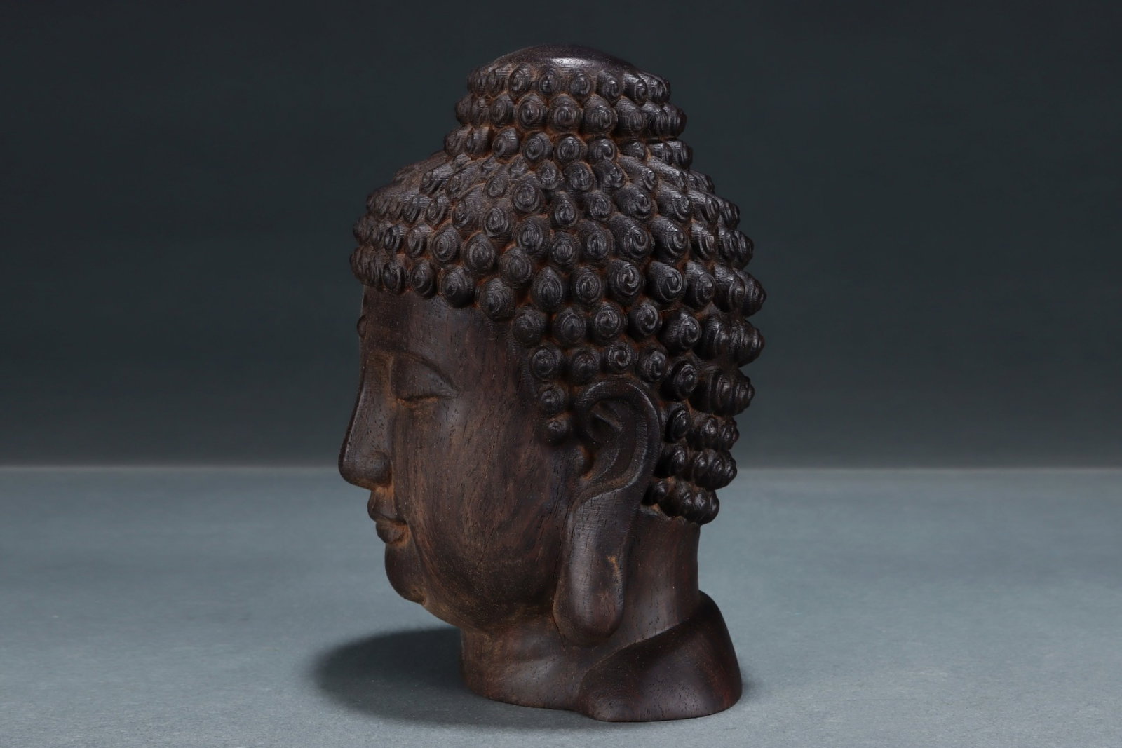 A Rare Eaglewood Buddha-Head - 4