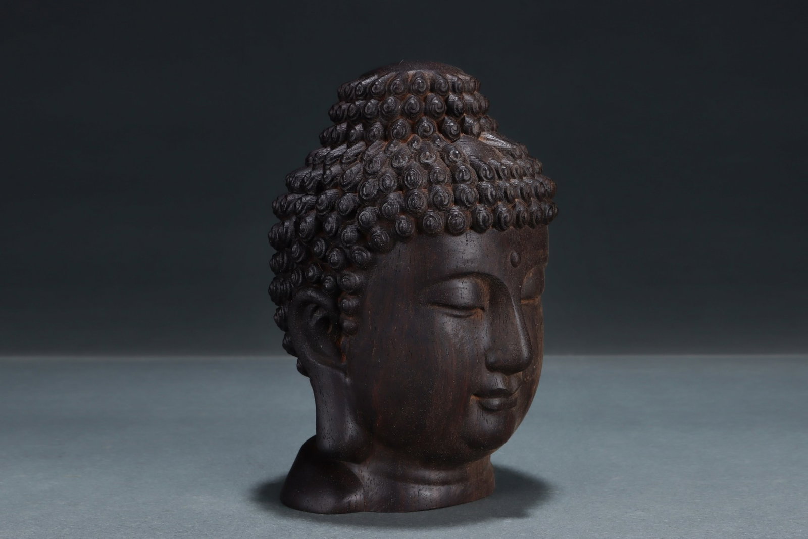 A Rare Eaglewood Buddha-Head - 7