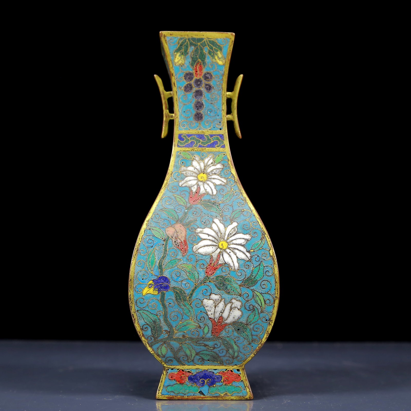 An Exquisite Cloisonne Lotus Pattern Vase - 4