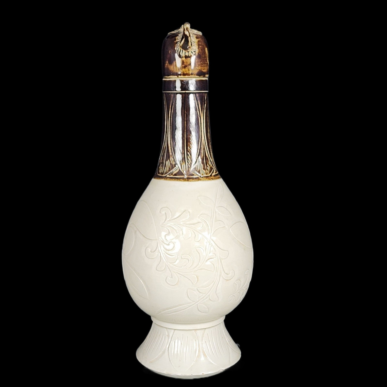 A Rare Ding yao Flower Pattern Pot - 2