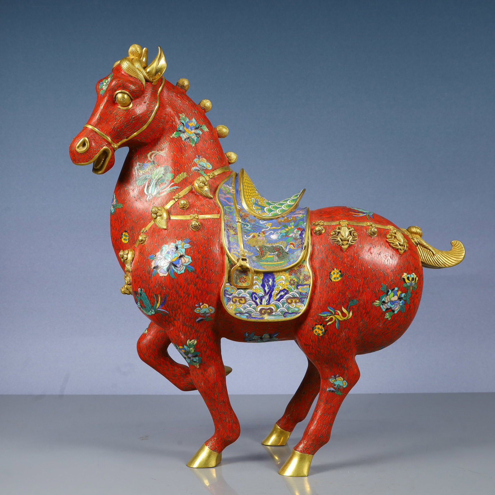 A Huge Cloisonne Flower,Seawater and Kylin Pattern Horse Ornament: A Huge Cloisonne Flower,Seawater and Kylin Pattern Horse Ornament,Qing Dynasty, China,Qianlong Four-character Mark,Size:15.7inx7.1inx17.3in,Weight:11800g