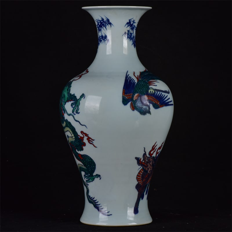 A Rare Doucai Auspicious Beast Pattern Vase - 3