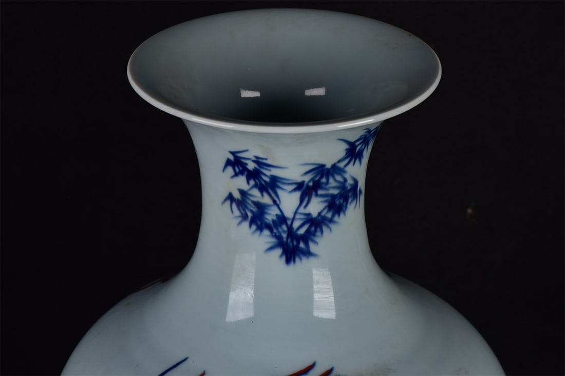 A Rare Doucai Auspicious Beast Pattern Vase - 4