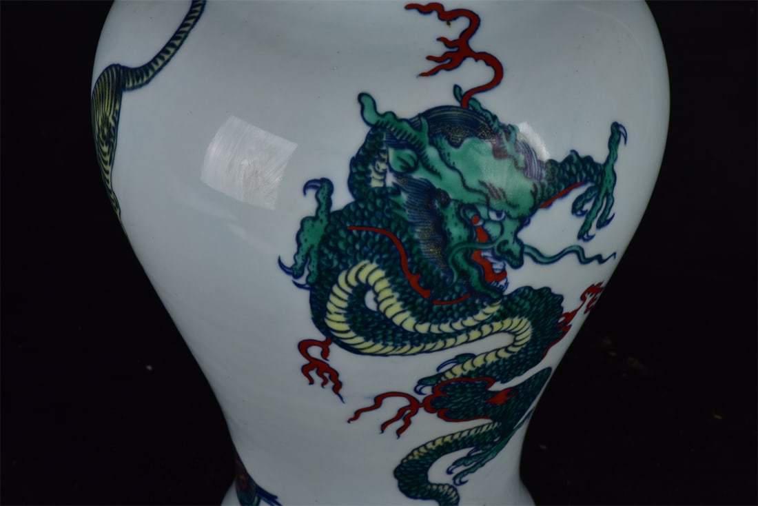 A Rare Doucai Auspicious Beast Pattern Vase - 7
