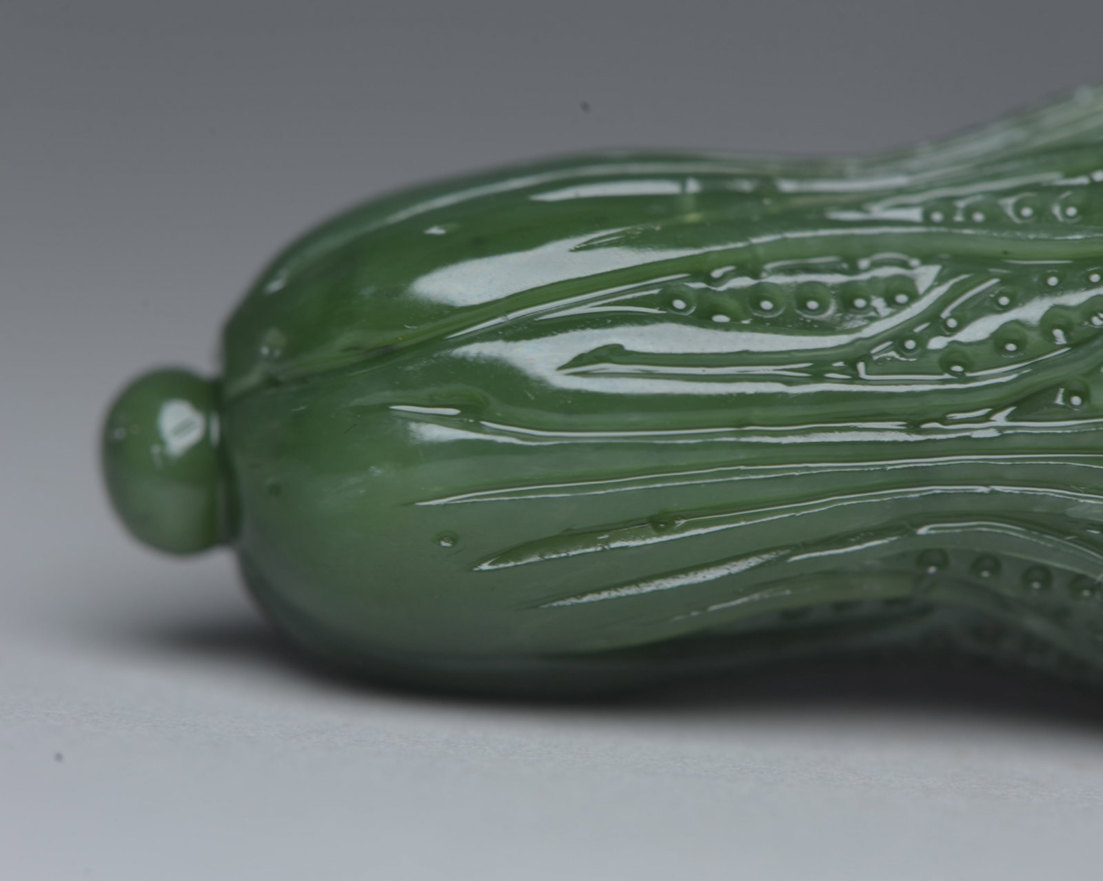An Exquisite Jasper Cabbage Ornament - 9