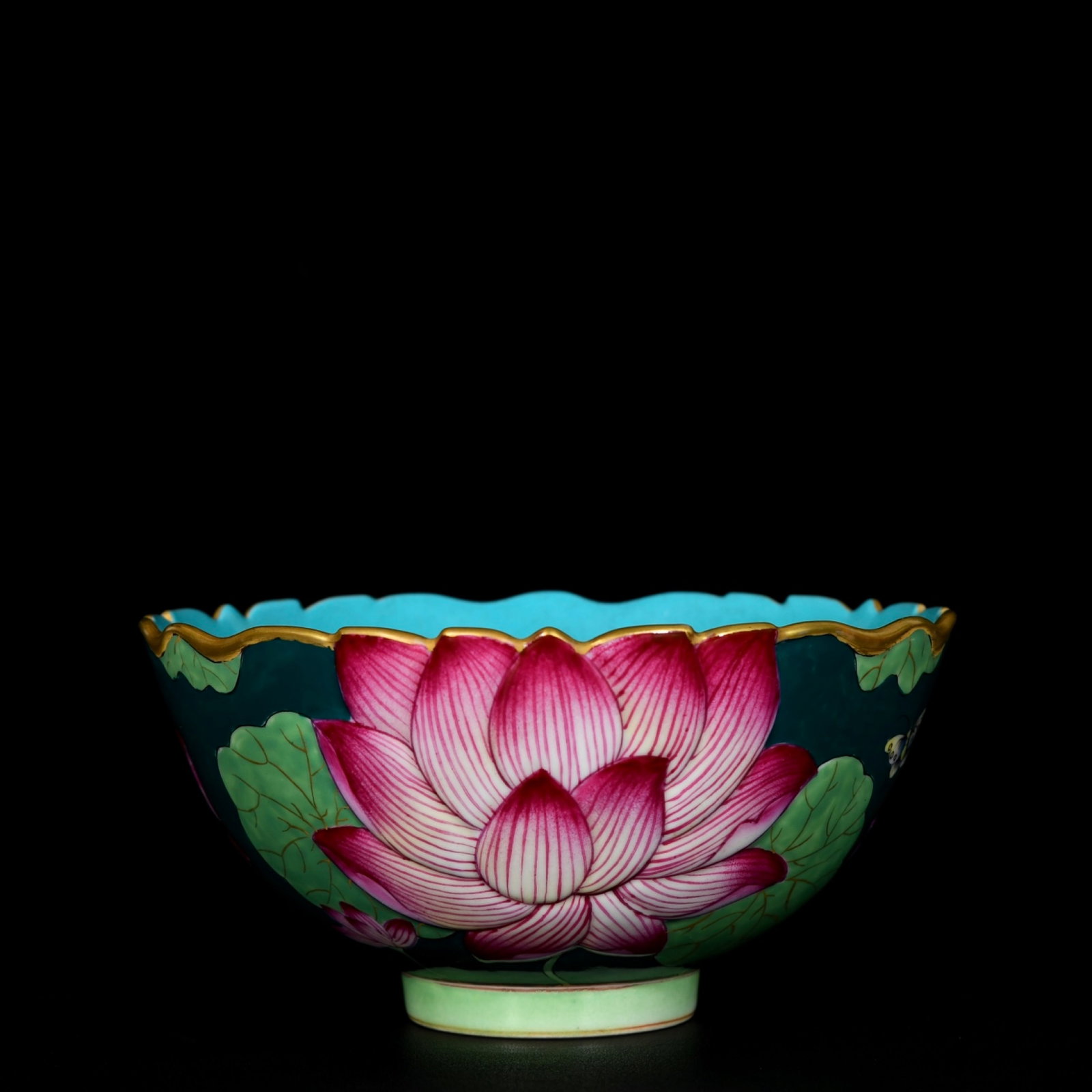 An Exquisite Enamel Painted Gold Flower Pattern Bowl: An Exquisite Enamel Painted Gold Flower Pattern Bowl,Qing Dynasty,China,Yongzheng Six-Character Mark,Size:3inx5.9in 珐琅彩描金花卉纹碗,中