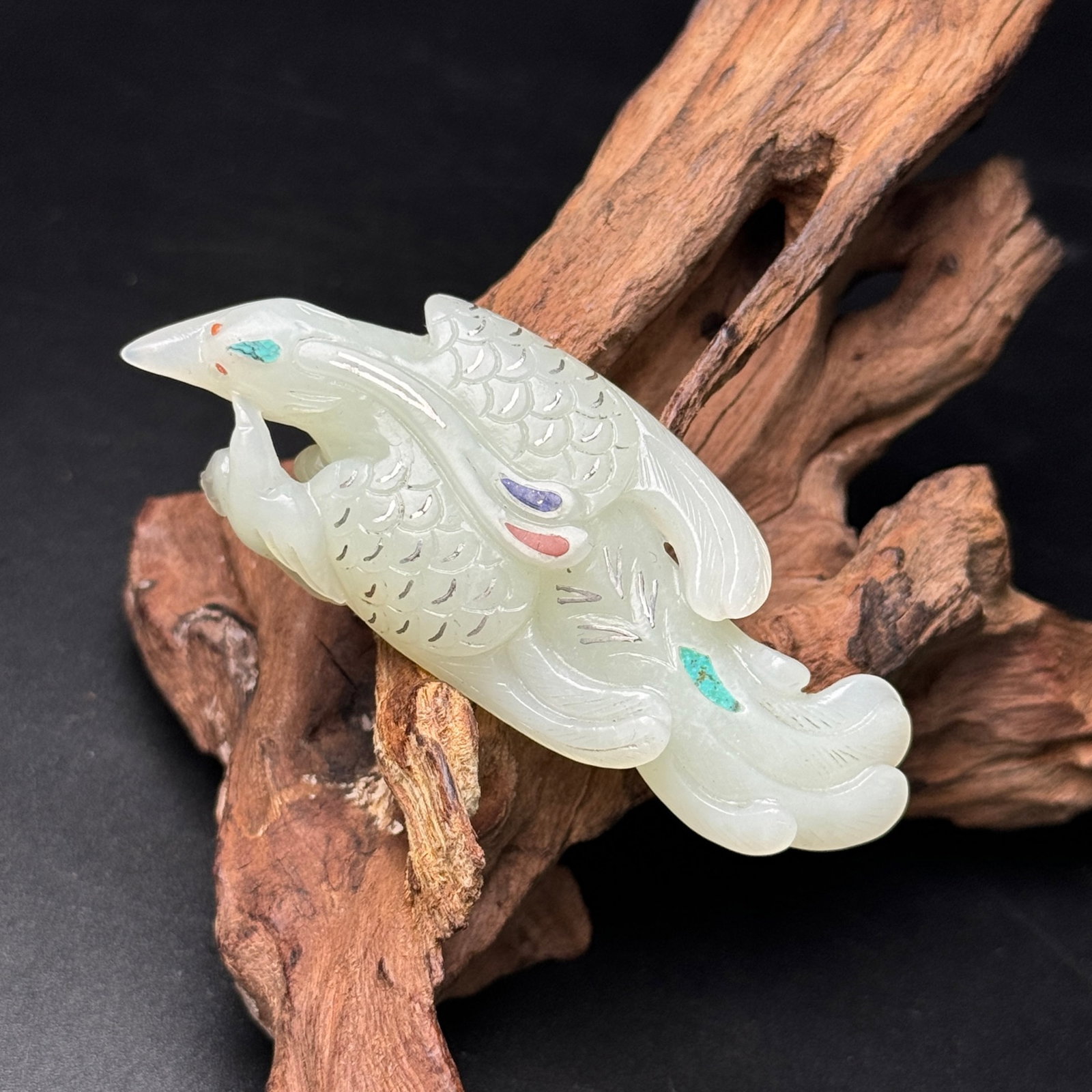 An Exquisite White Jade Phoenix Ornament: An Exquisite White Jade Phoenix Ornament,Qing Dynasty,China,Size:73mmx29mmx16mm,Weight:33g 白玉凤摆件,中国清代