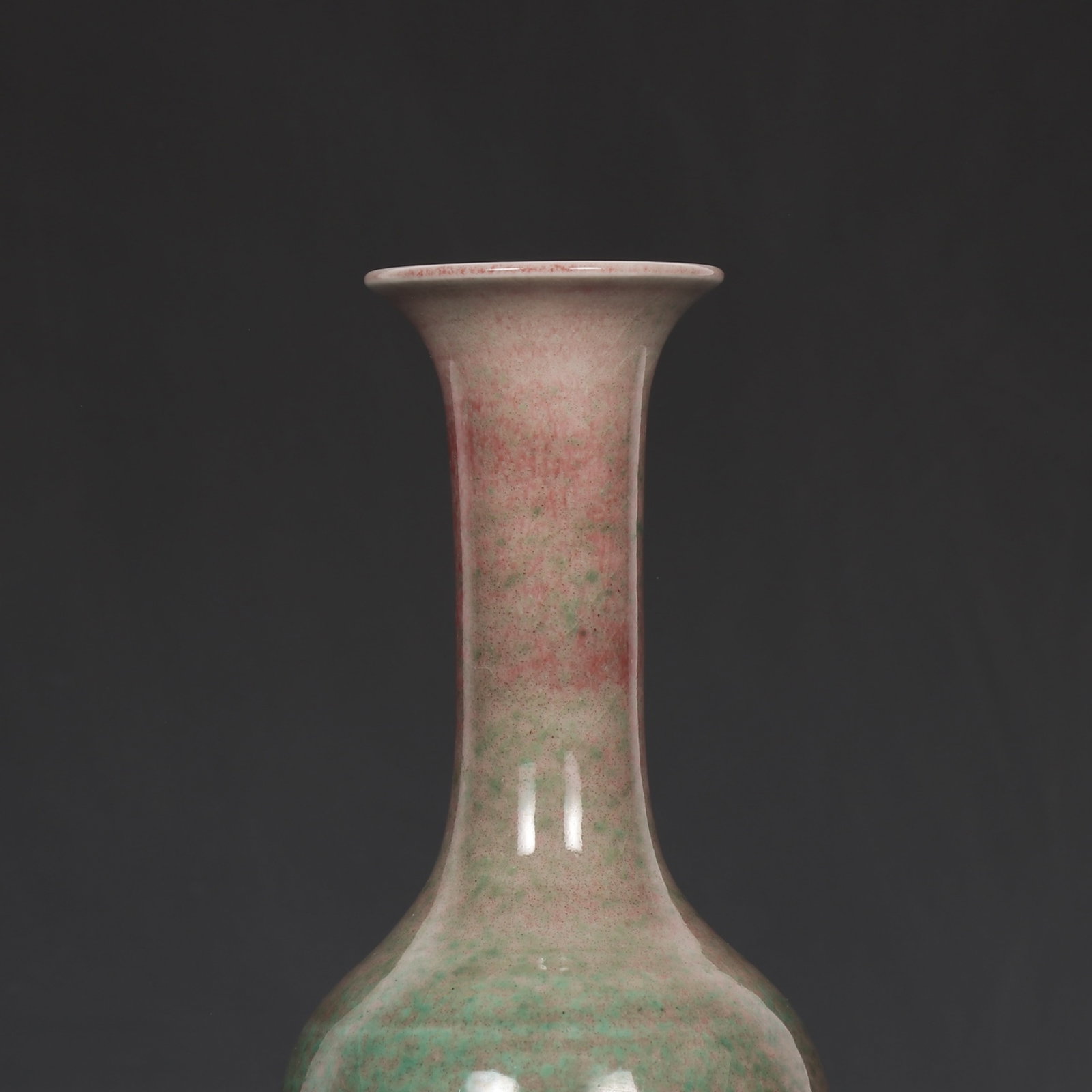 An Exquisite PeachBloom-Glazed Vase - 3