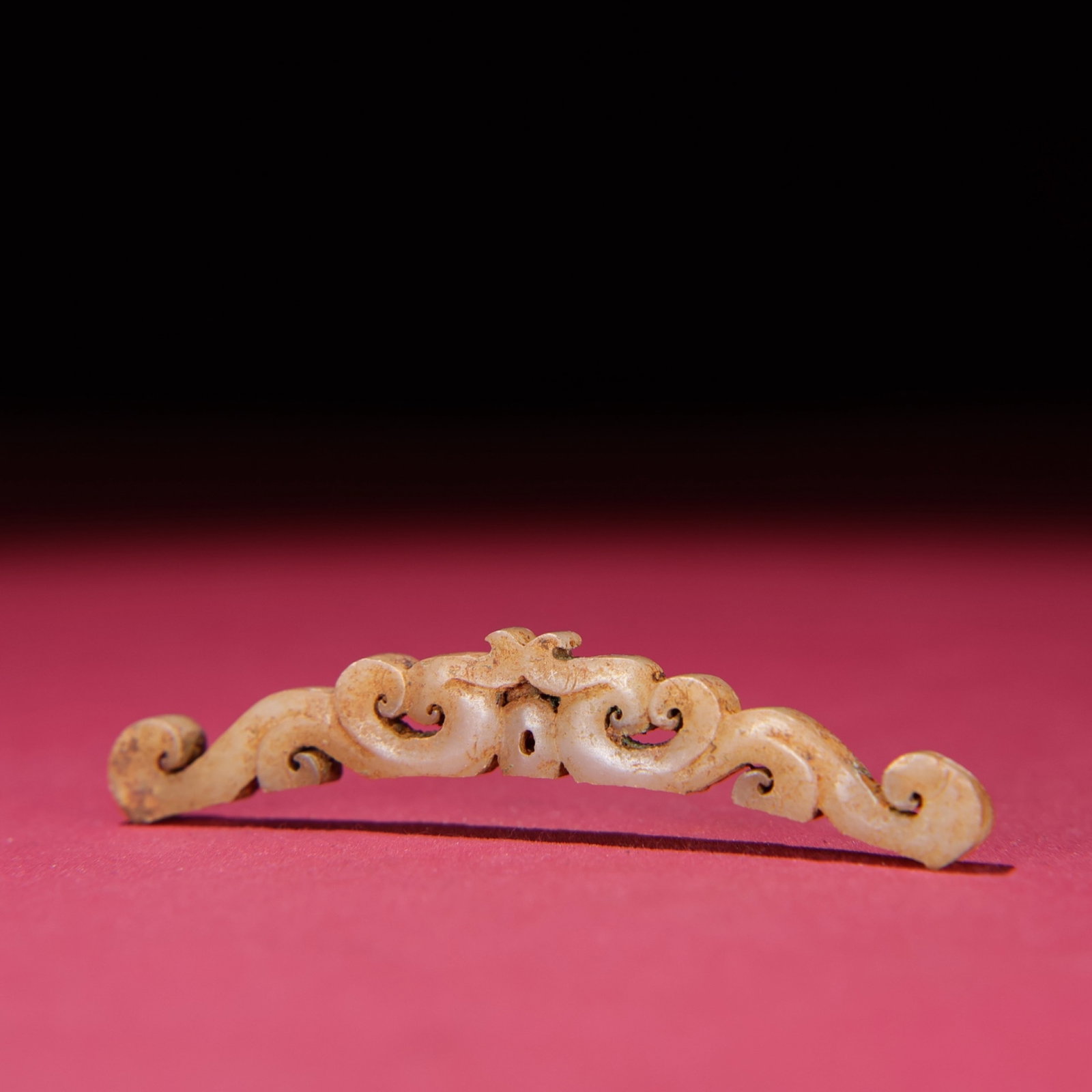 White Jade Dragon Pattern Pendant - 3
