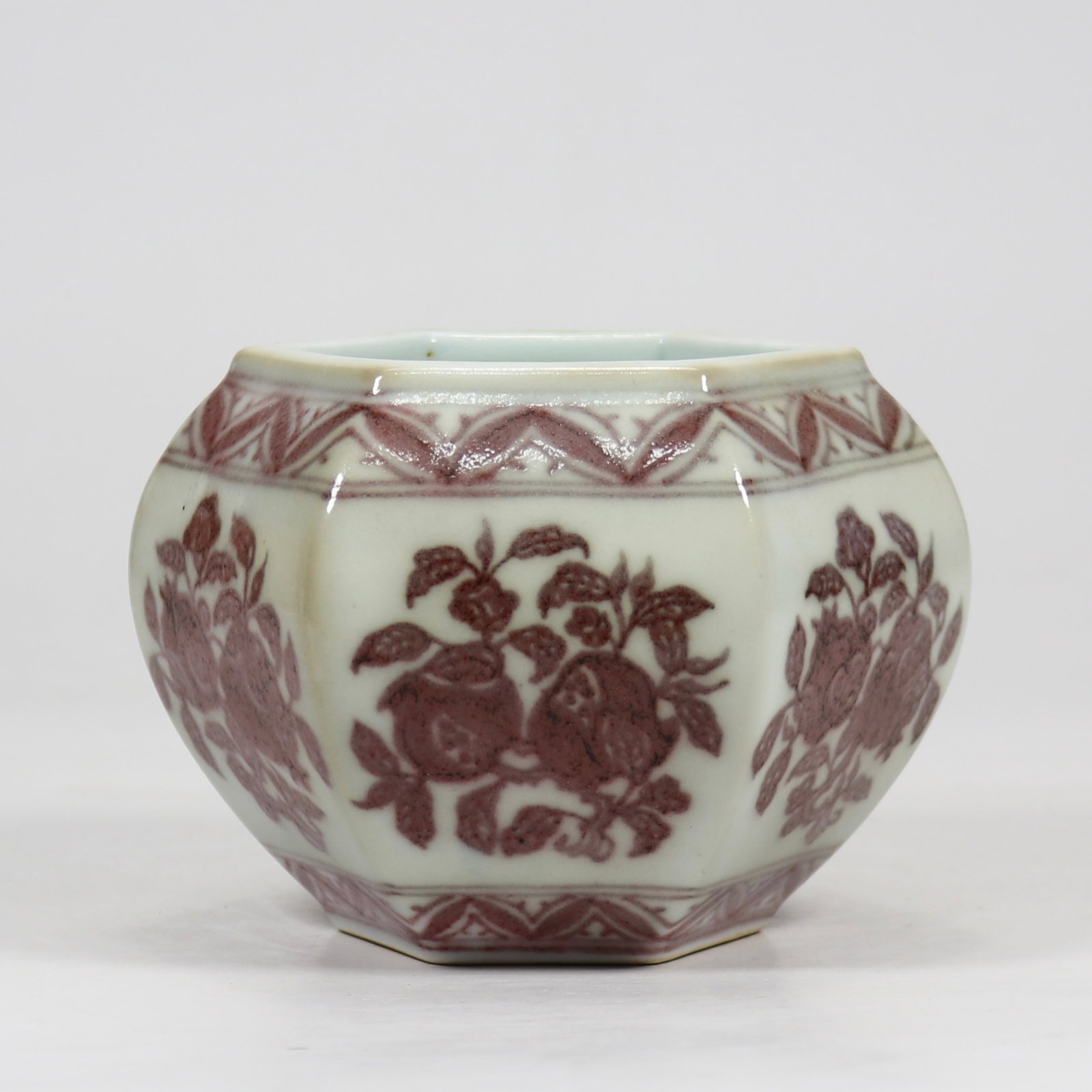 An Exquisite Underglaze-Red Pomegranate Pattern Brush Washer: An Exquisite Underglaze-Red Pomegranate Pattern Brush Washer,Ming Dynasty,China,Xuande Six-character Mark,Size:3.5inx3.2in 釉里红石榴纹笔洗,中