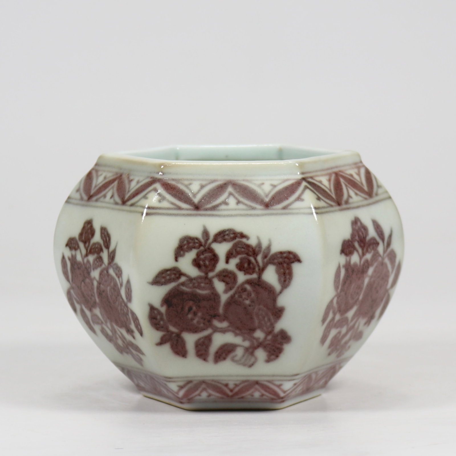 An Exquisite Underglaze-Red Pomegranate Pattern Brush Washer - 3