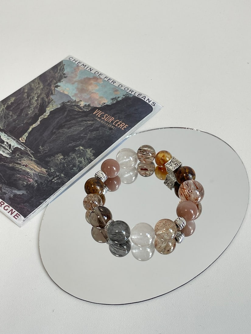An Exquisite Crystal Bracelet - 13