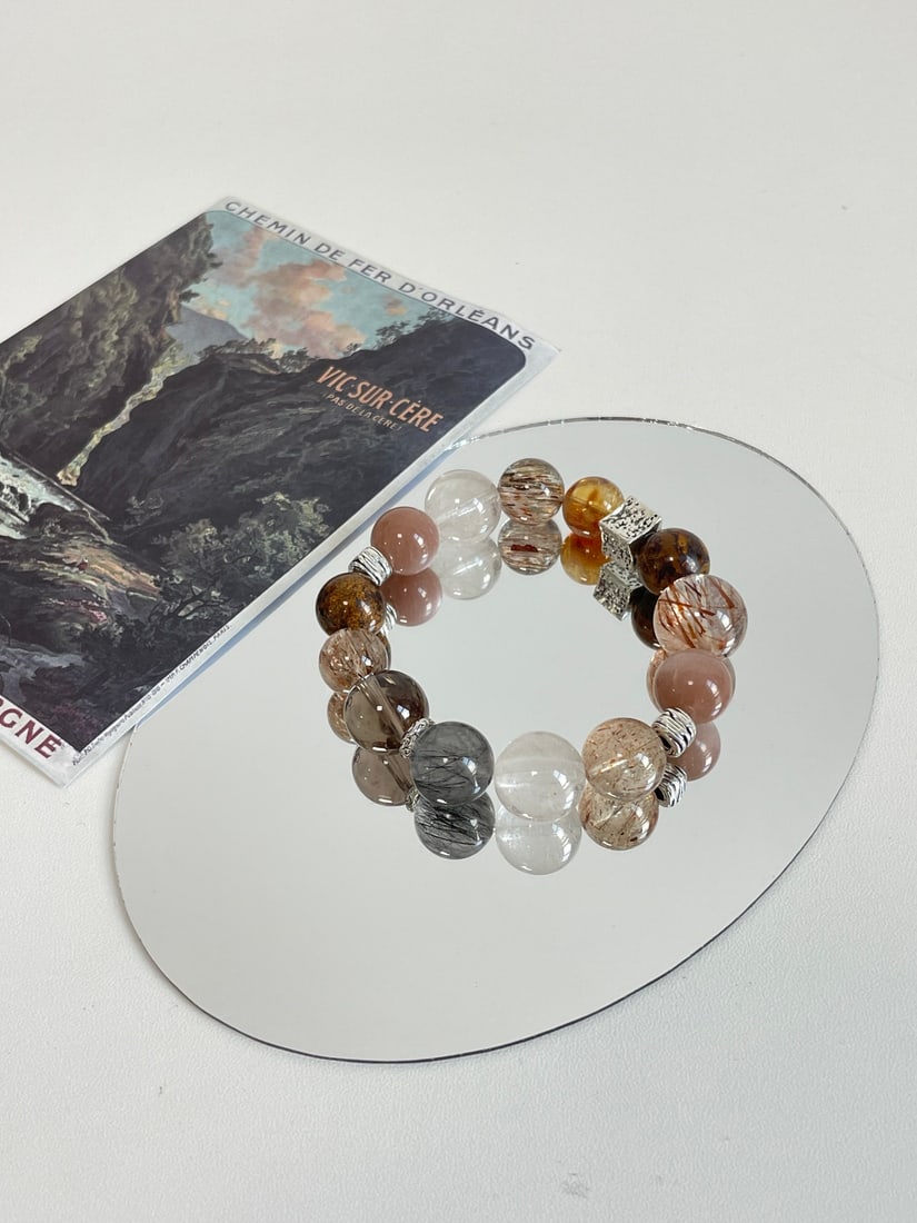 An Exquisite Crystal Bracelet - 14