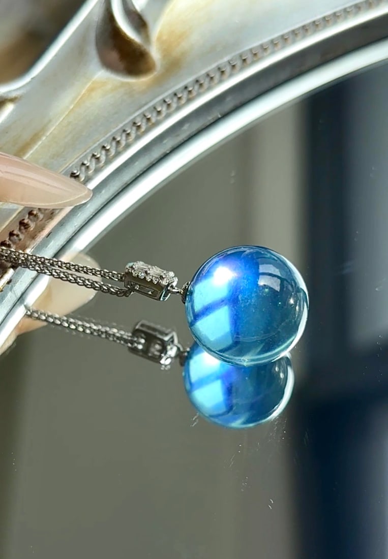An Exquisite Aquamarine Necklace: An Exquisite Aquamarine Necklace,Size:16.5mm,Weight:6.8g 海蓝宝项链