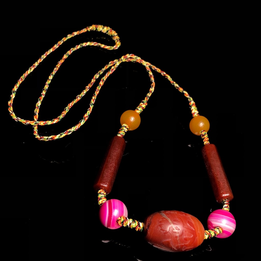 An Exquisite Agate Pendant - 2