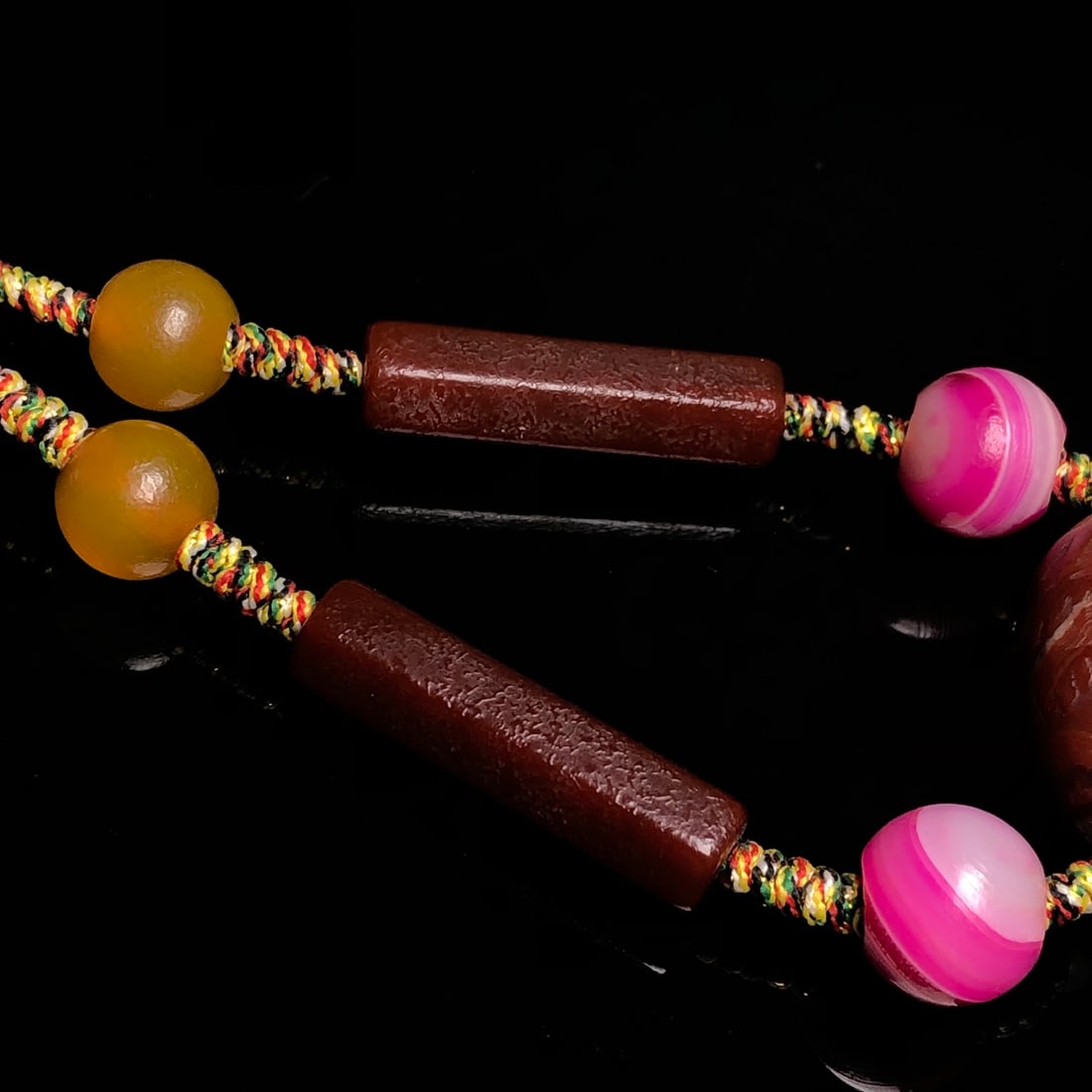 An Exquisite Agate Pendant - 8