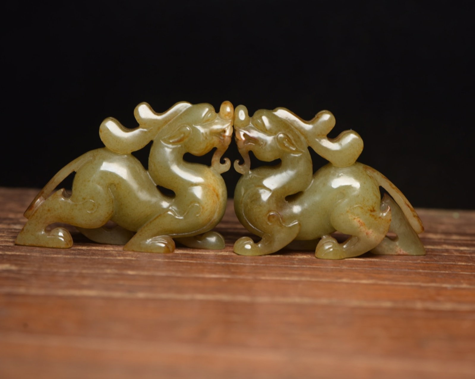 A Pair of Exquisite Yellow Jade Beast Ornaments: A Pair of Exquisite Yellow Jade Beast Ornaments,Qing Dynasty,China,Size:2.9inx2.1inx0.7in,Weight:161g 一对黄玉兽摆件,中国清代