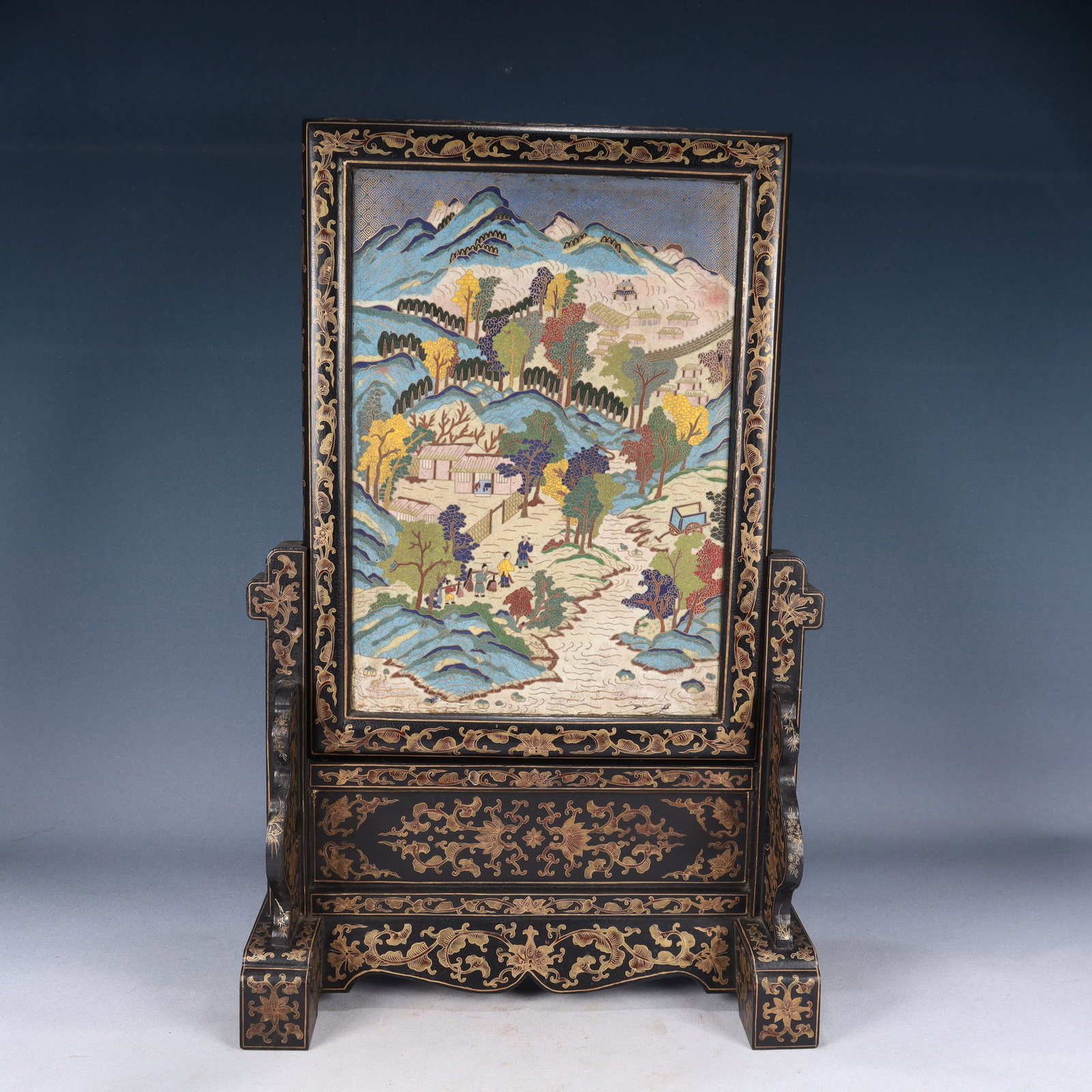 A Huge Black Lacquer Painted Gold Inlaid Cloisonne Landscape and Figure Pattern Table Screen: A Huge Black Lacquer Painted Gold Inlaid Cloisonne Landscape and Figure Pattern Table Screen,Qing Dynasty, China,Qianlong Six-character Mark,Size:16.1inx7.5inx25.2in,Weight:4100g 黑漆ÿ