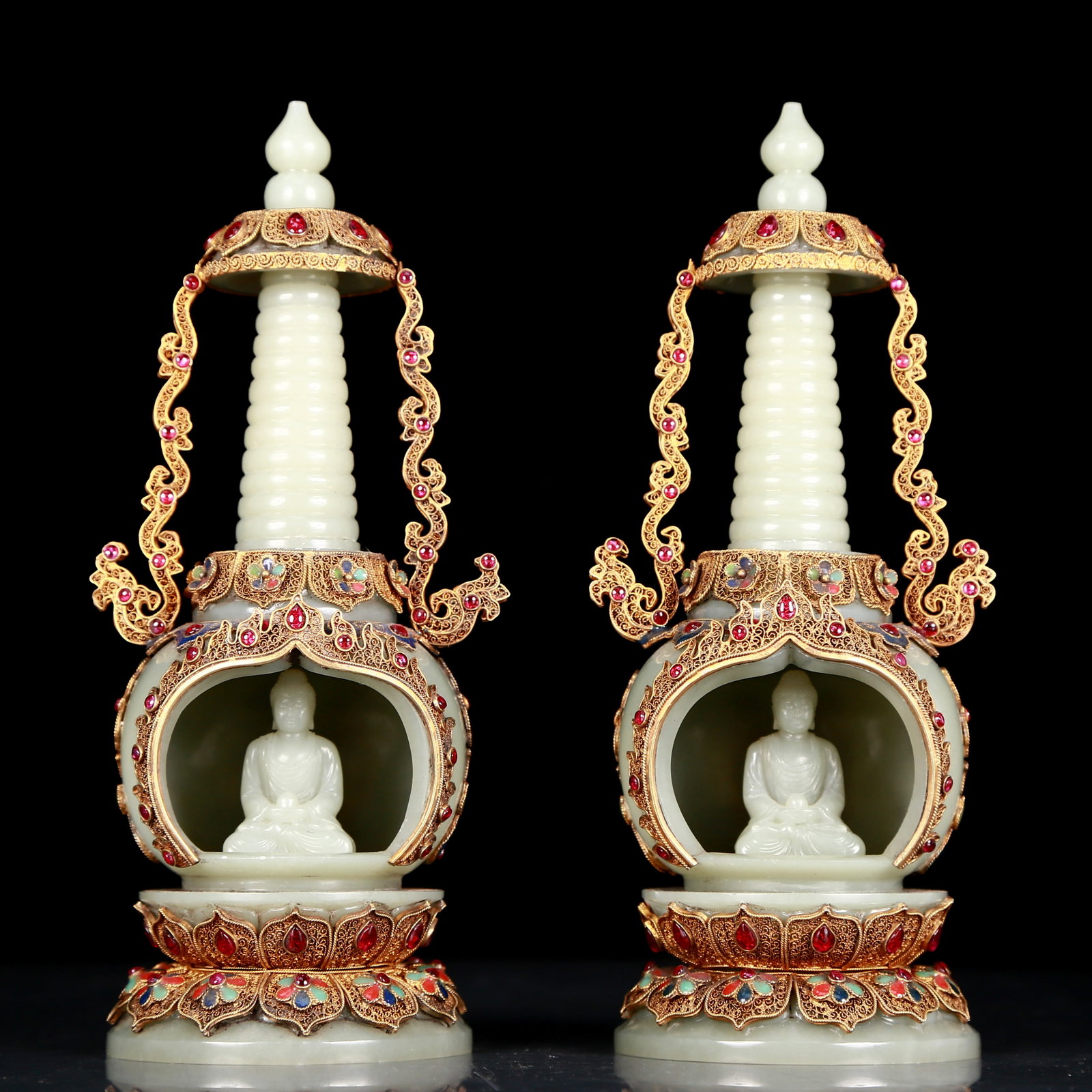 A pair of exquisite white jade clad silver and gilt shrines for Buddha Shakyamuni: A pair of exquisite white jade-covered silver-gilt Buddha shrines for Sakyamuni Buddha, Qing Dynasty, China, Size: 3.1inx8.3in, Weight: 1080g 清代 一对白玉包&