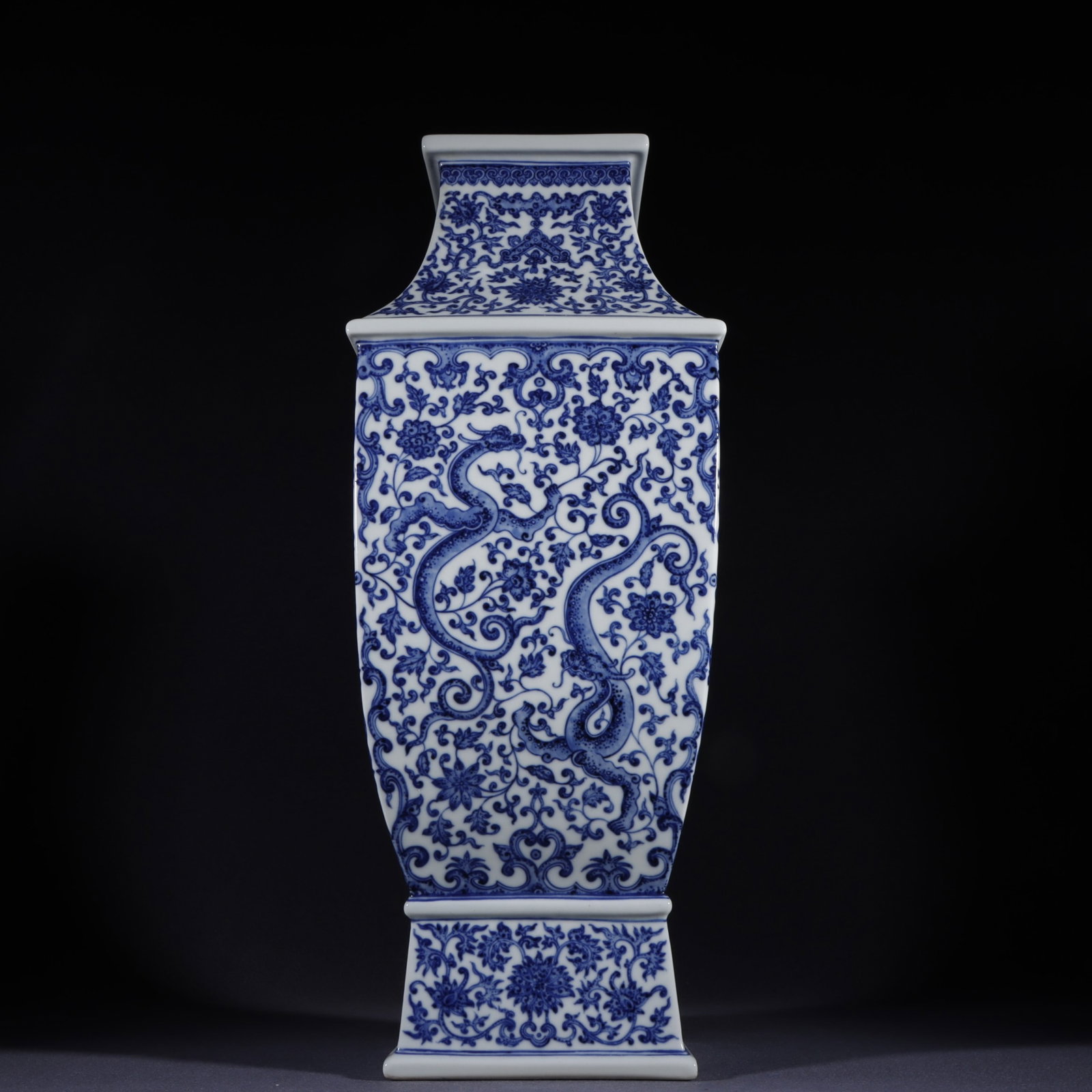 A Huge Blue and White Lotus and Dragon Pattern Vase: A Huge Blue and White Lotus and Dragon Pattern Vase,Qing Dynasty,China,Qianlong Six-Character Mark,Size:19.5inx7.7in 青花缠枝莲龙纹瓶,中国&#