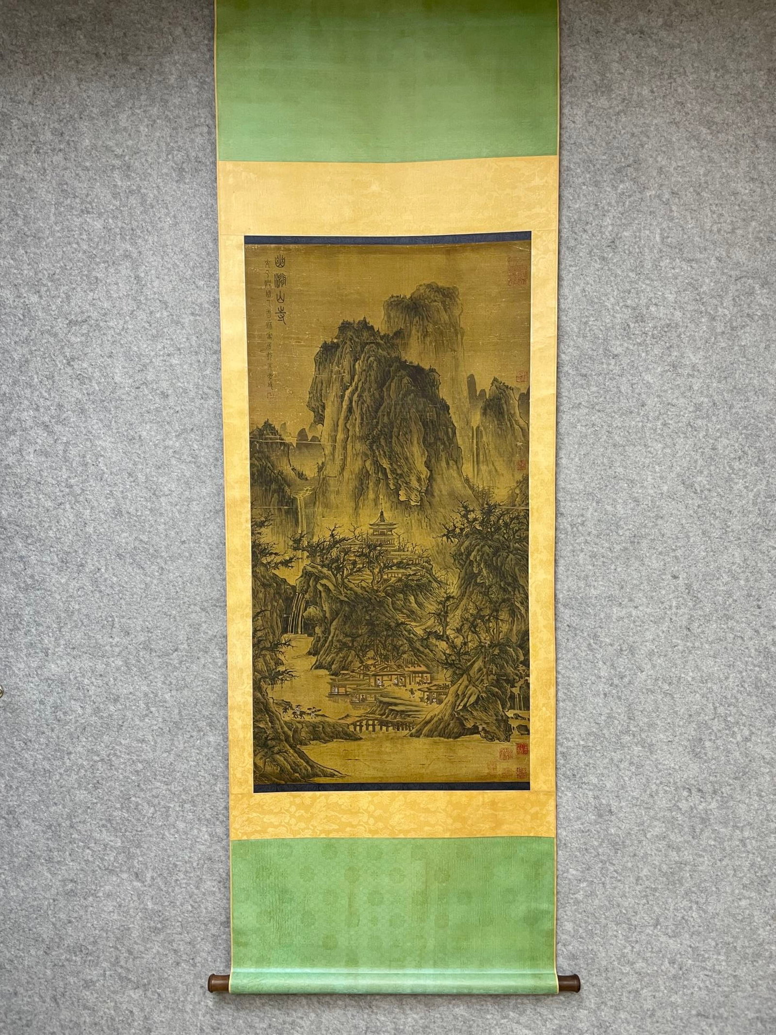 A Chinese Vertical Scroll Ink Painting of Landscape on Silk: A Chinese Vertical Scroll Ink Painting of Landscape on Silk,Li Cheng,Size:21.7inx41.7in 一幅中国水墨绢本山水画立轴,李