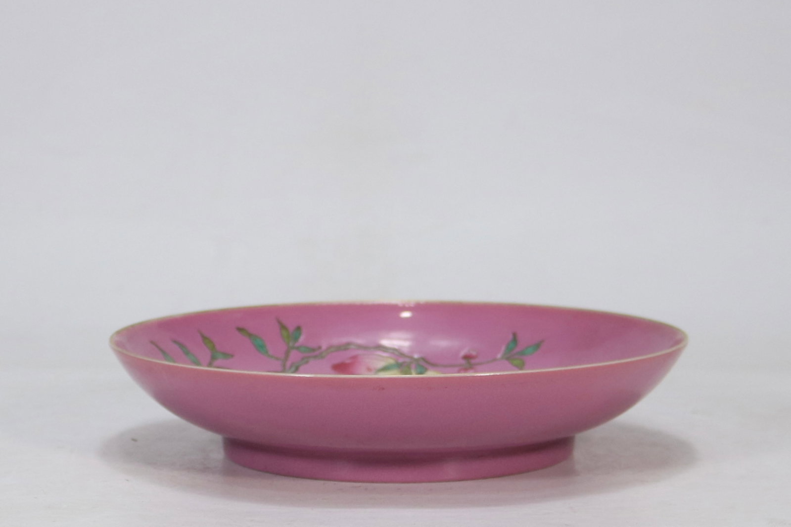 An Exquisite Ruby Red-Glazed Bats and Peach Pattern Plate - 6